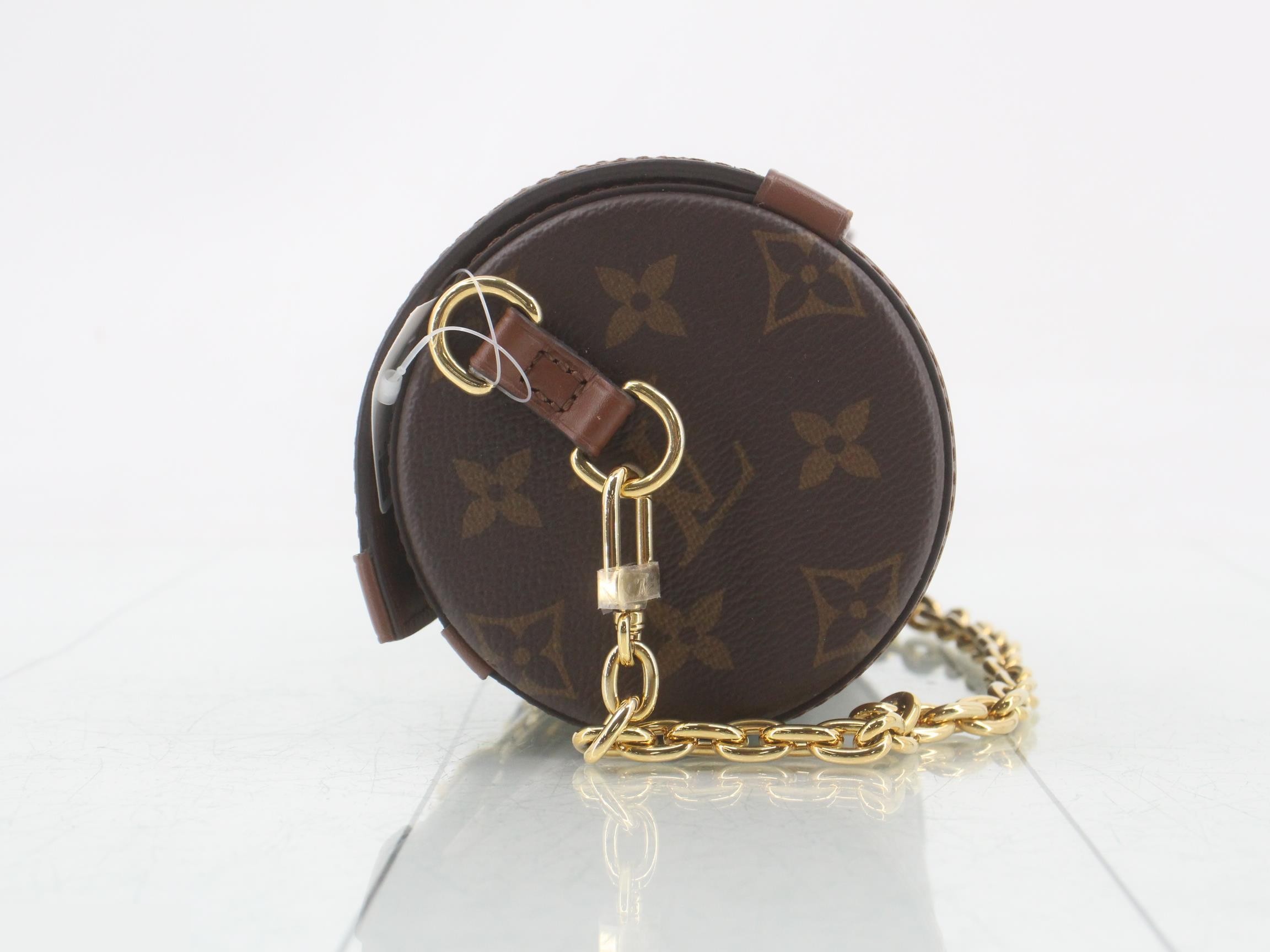 Papillon Trunk — view 3