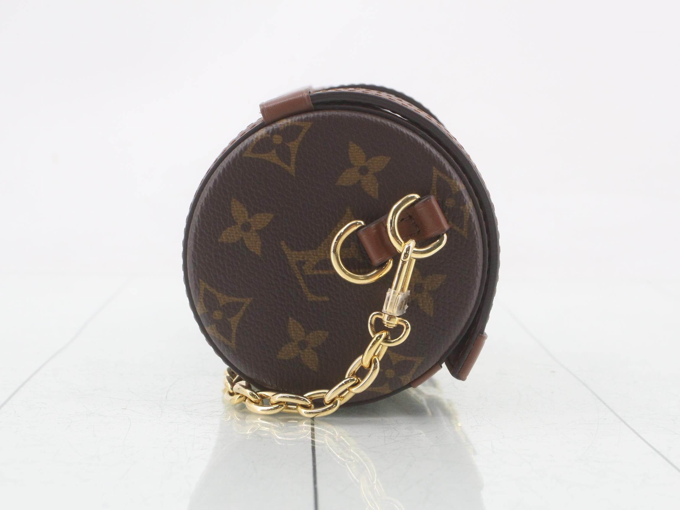 Papillon Trunk — view 4