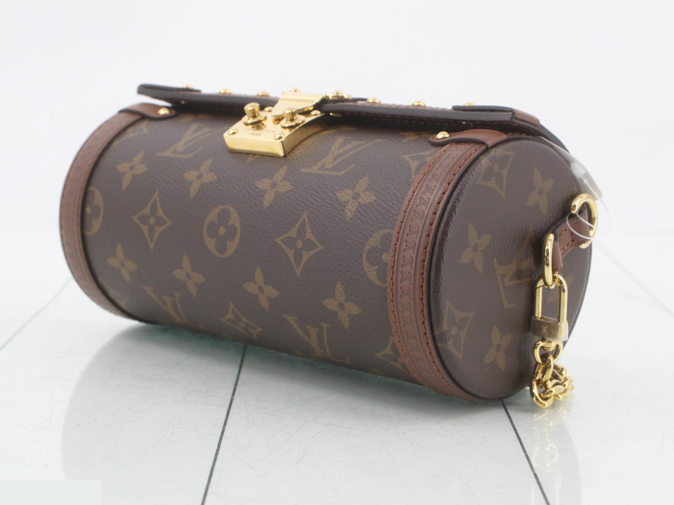 Papillon Trunk — view 6