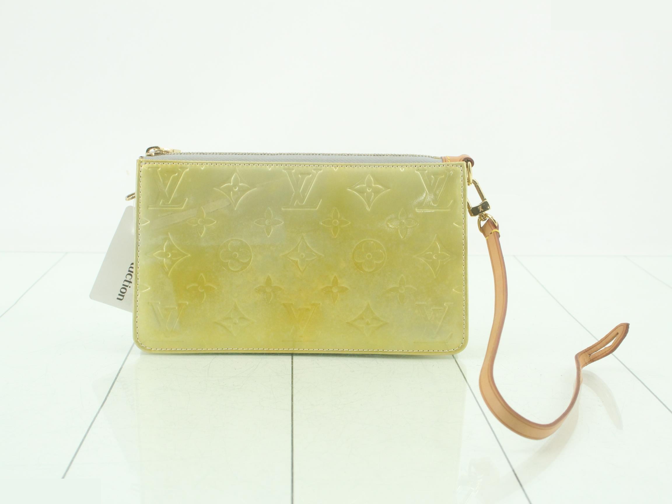 Vernis Handbag Lexington