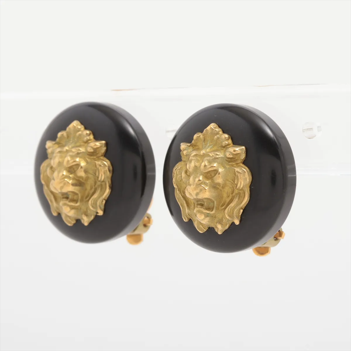 Lion 94A Earrings (Pair) GP x Resin Black x Gold. — view 3