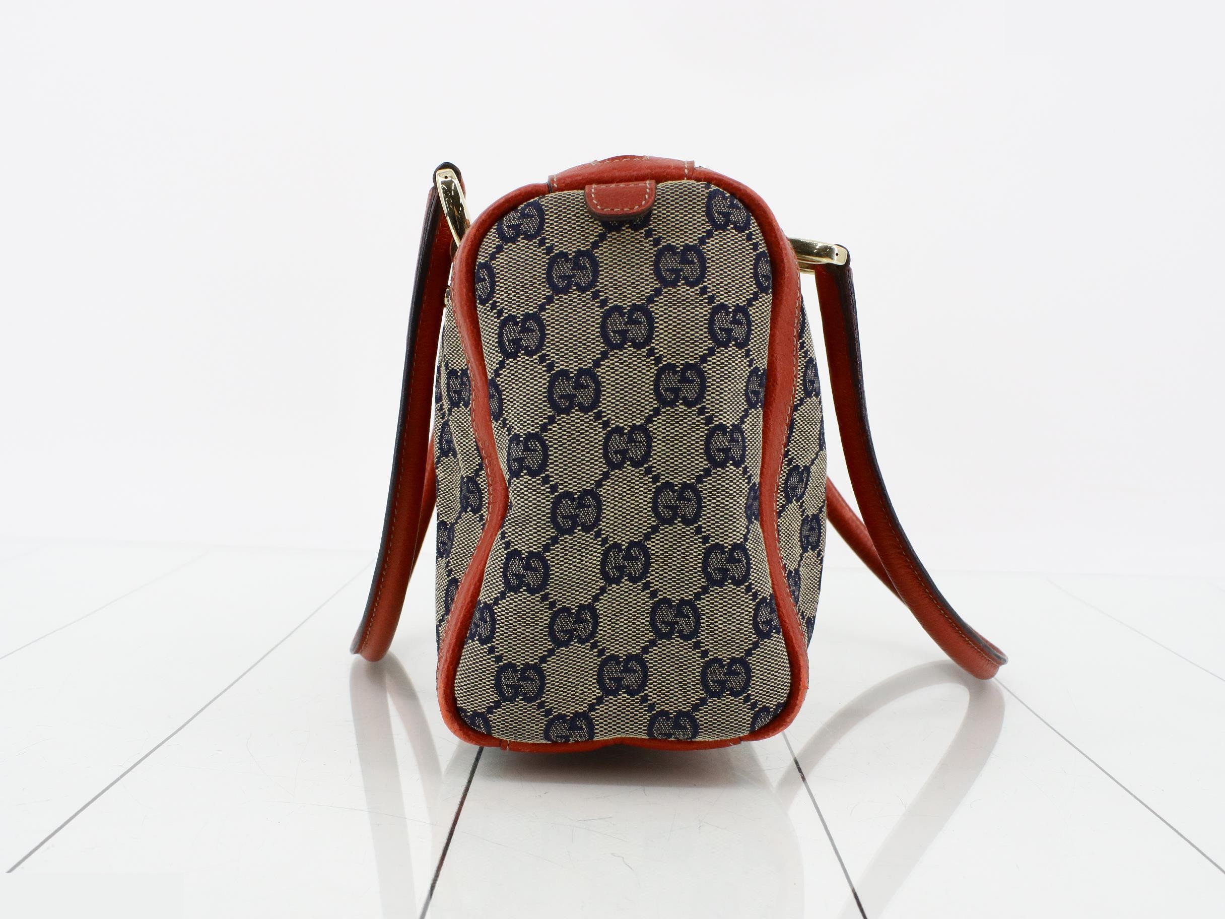 GG Canvas Abby Shoulder Bag — view 3