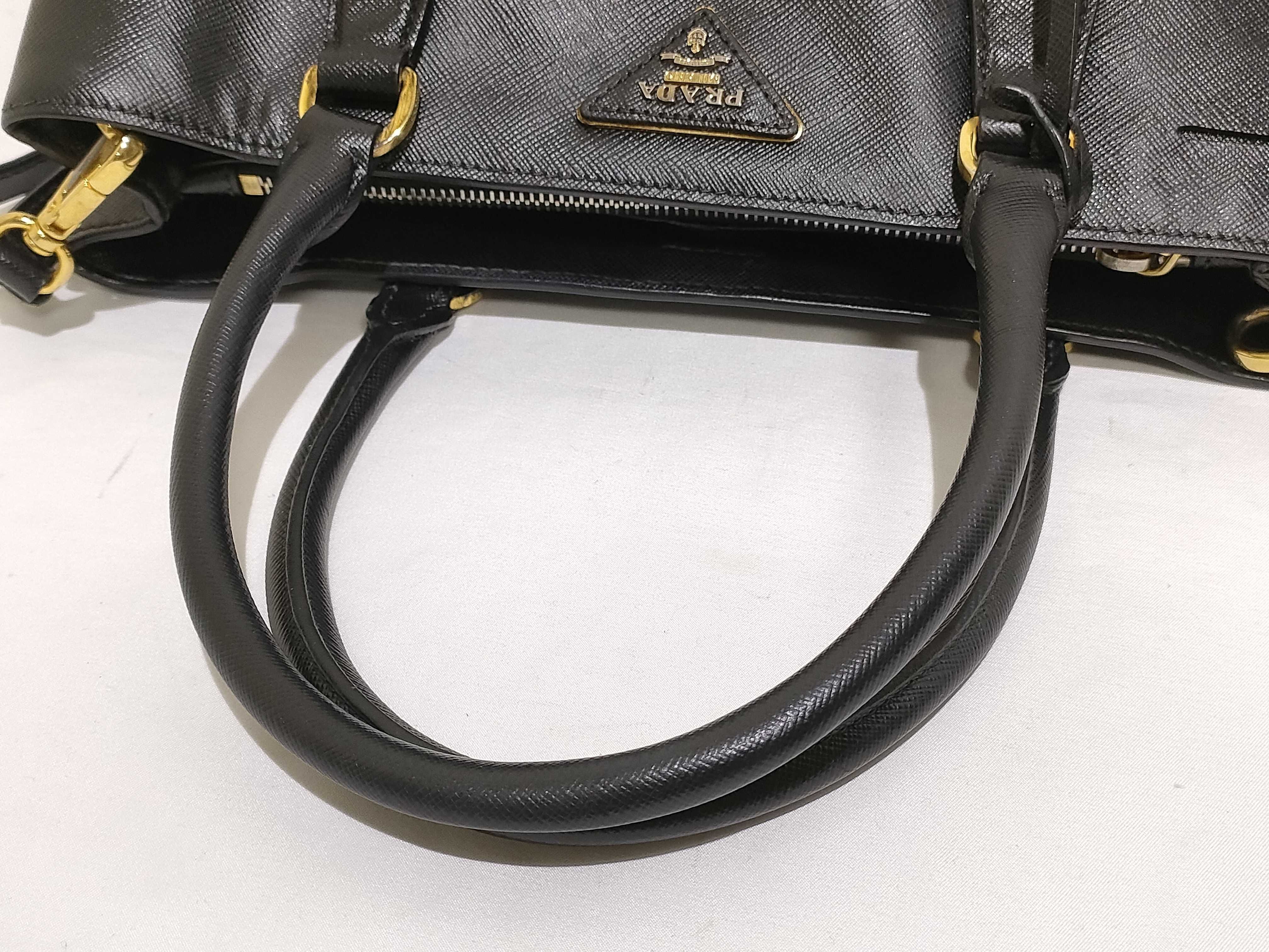 ID- Saffiano Lux Cowskin Handbag Black BN1786 with strap — view 3