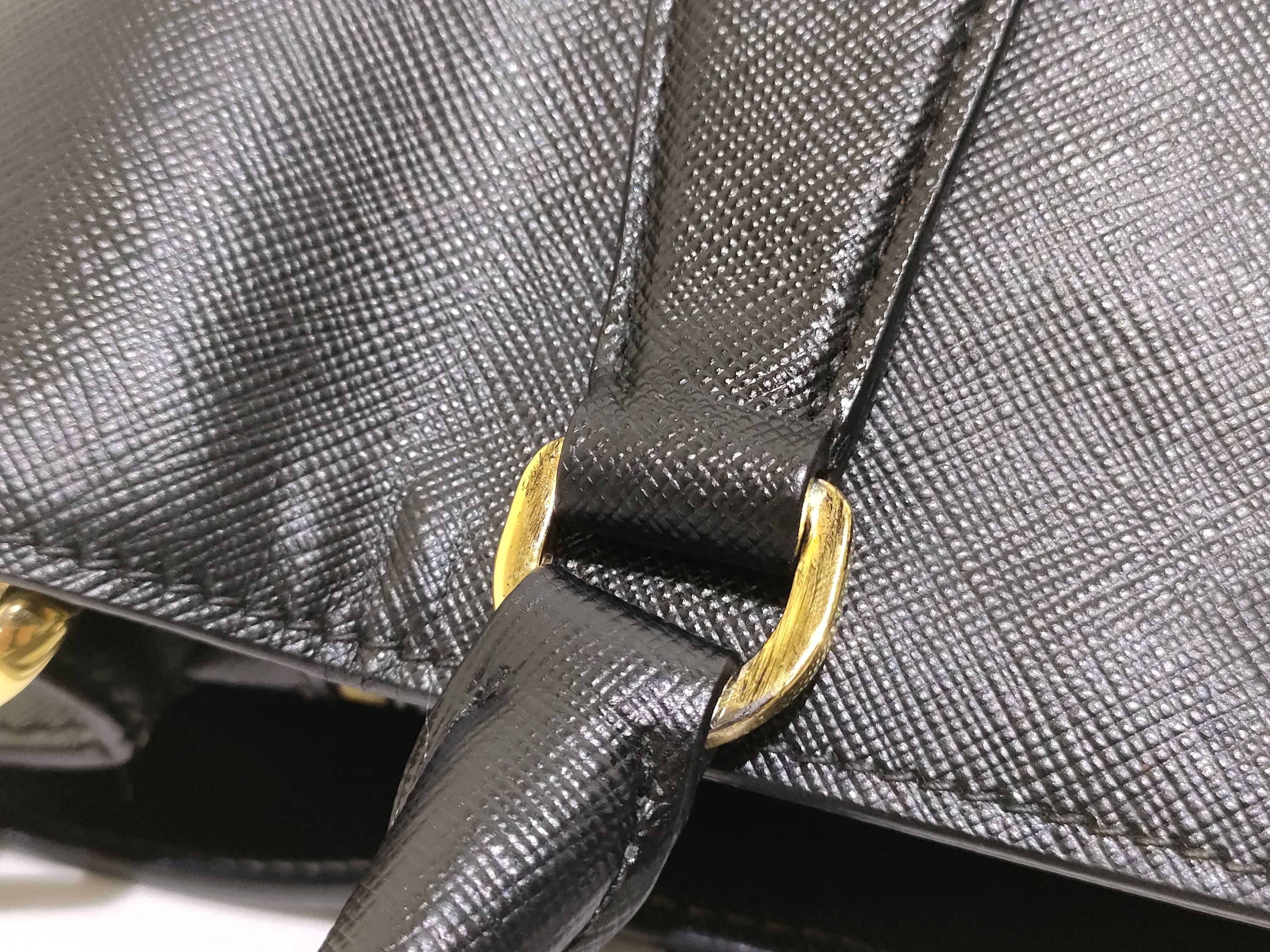 ID- Saffiano Lux Cowskin Handbag Black BN1786 with strap — view 5