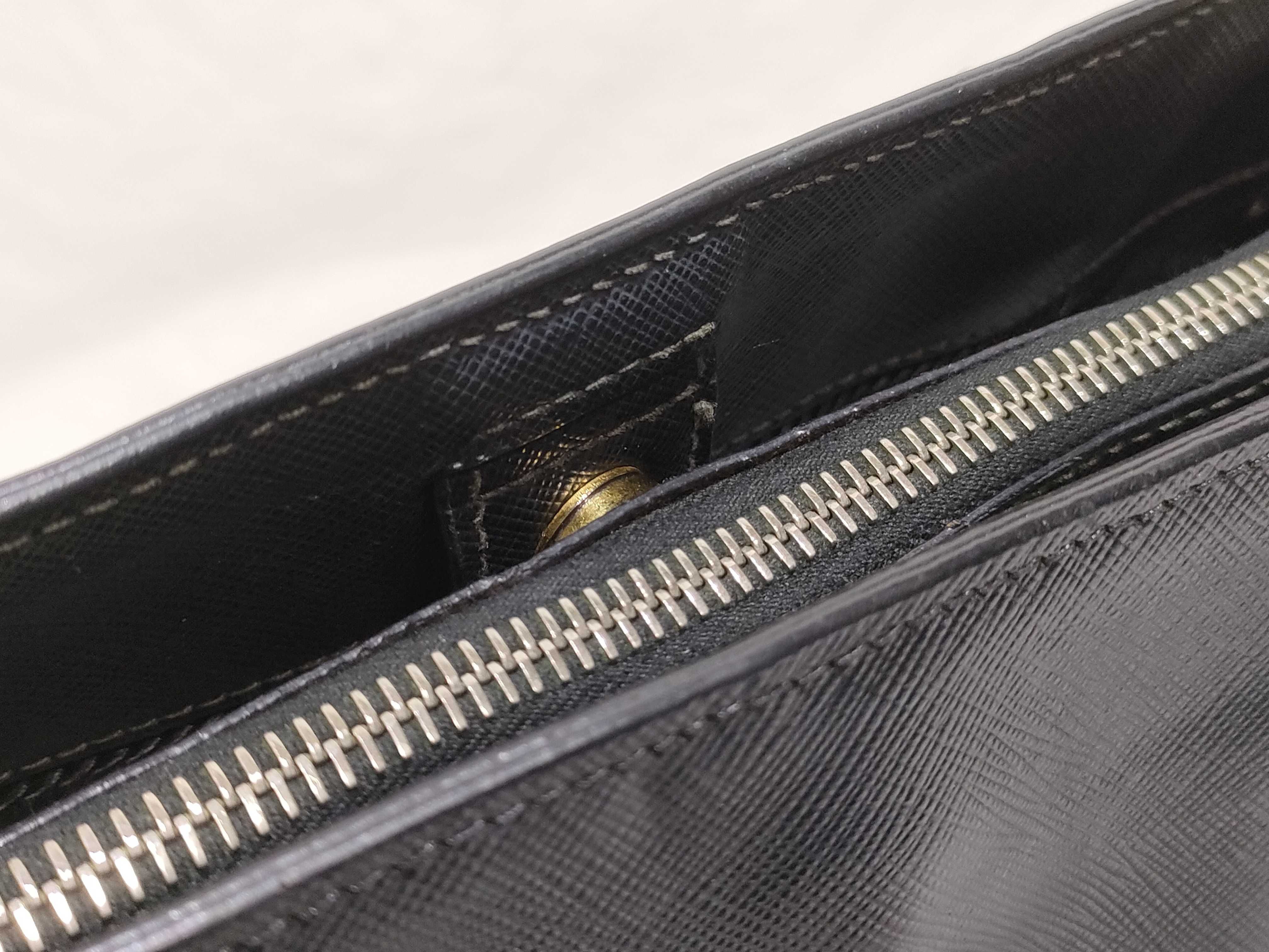 ID- Saffiano Lux Cowskin Handbag Black BN1786 with strap — view 8