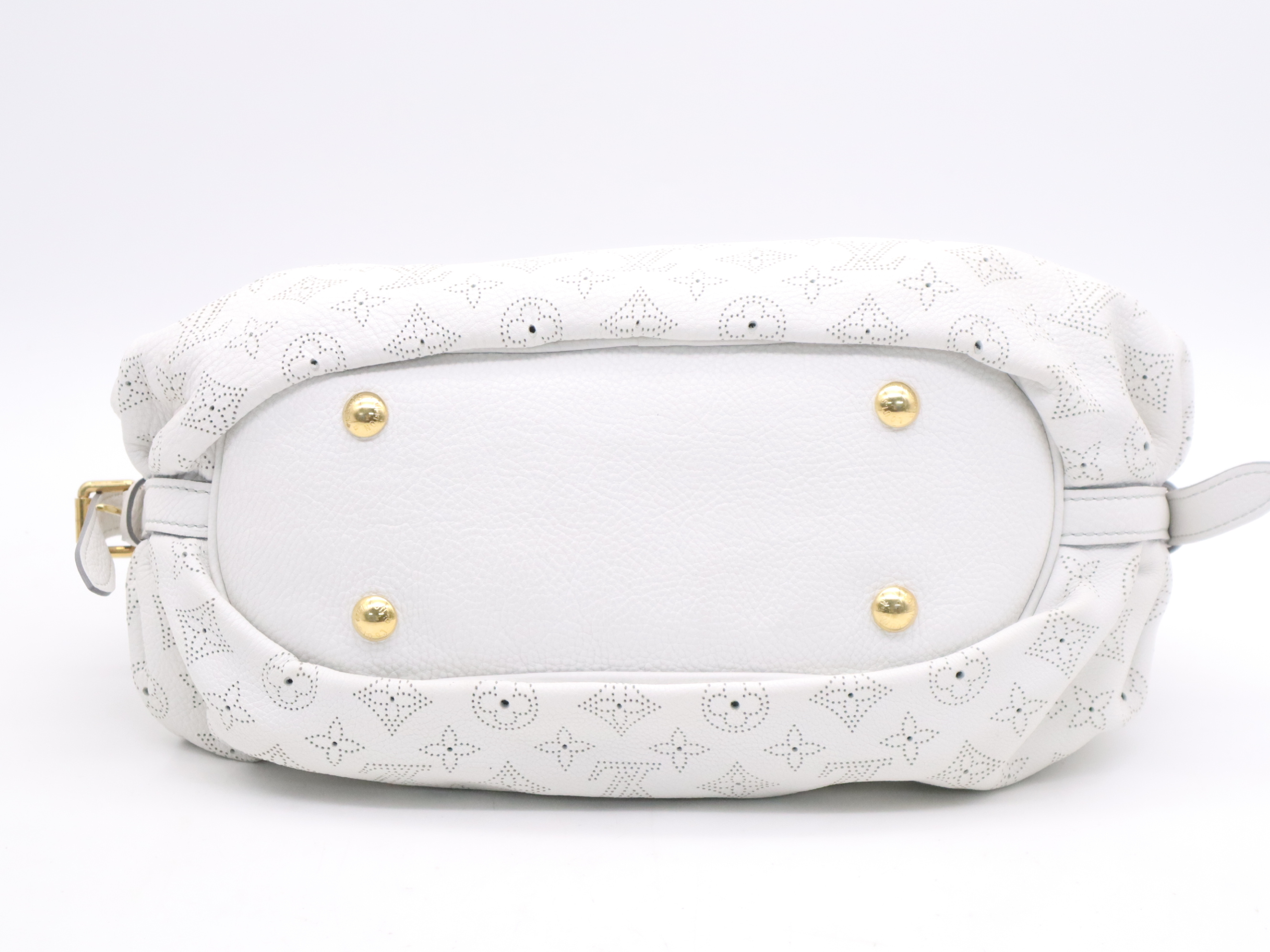 M95661 Mahina Leather Mahina XS Shoulder Bag — view 4