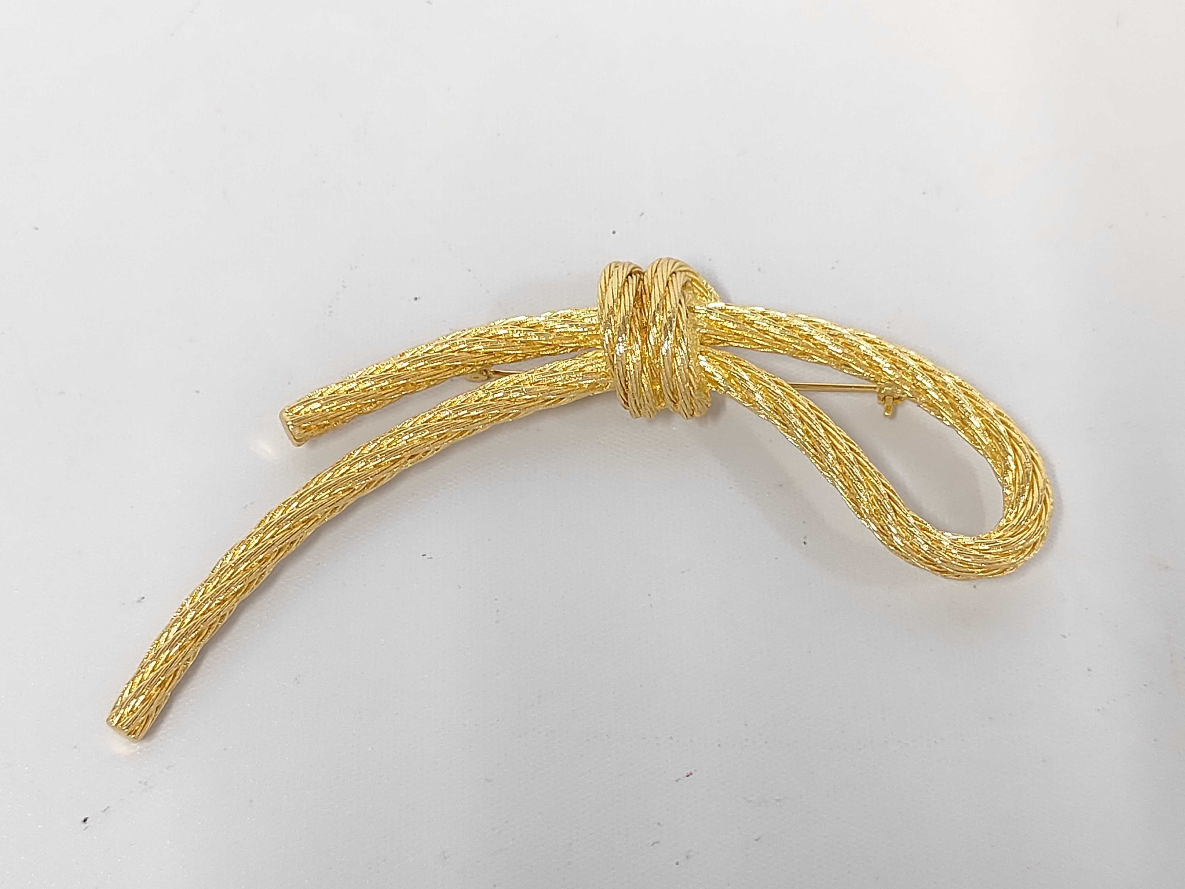 Christian / Brooch / GP Brooch