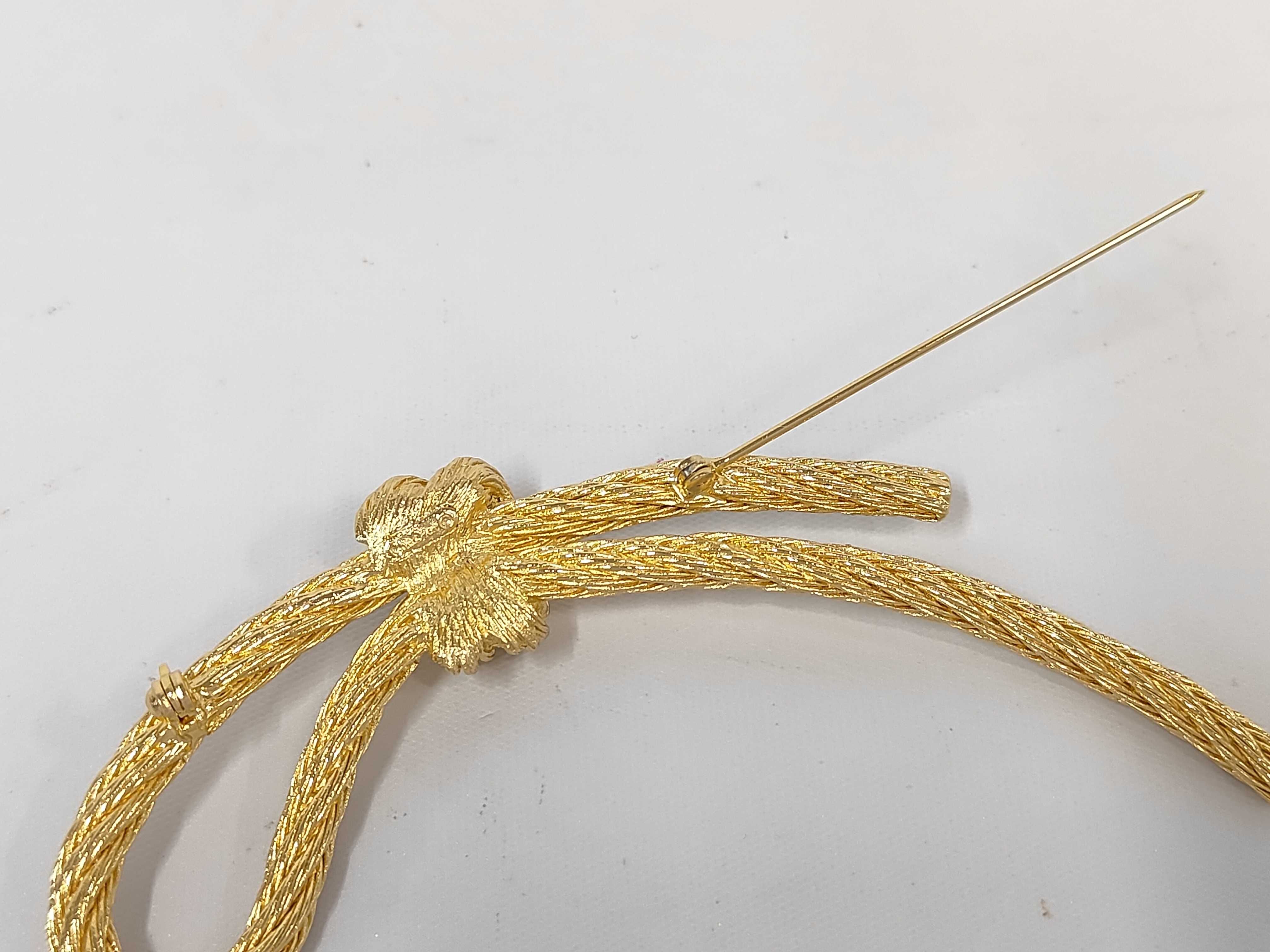 Christian / Brooch / GP Brooch — view 4