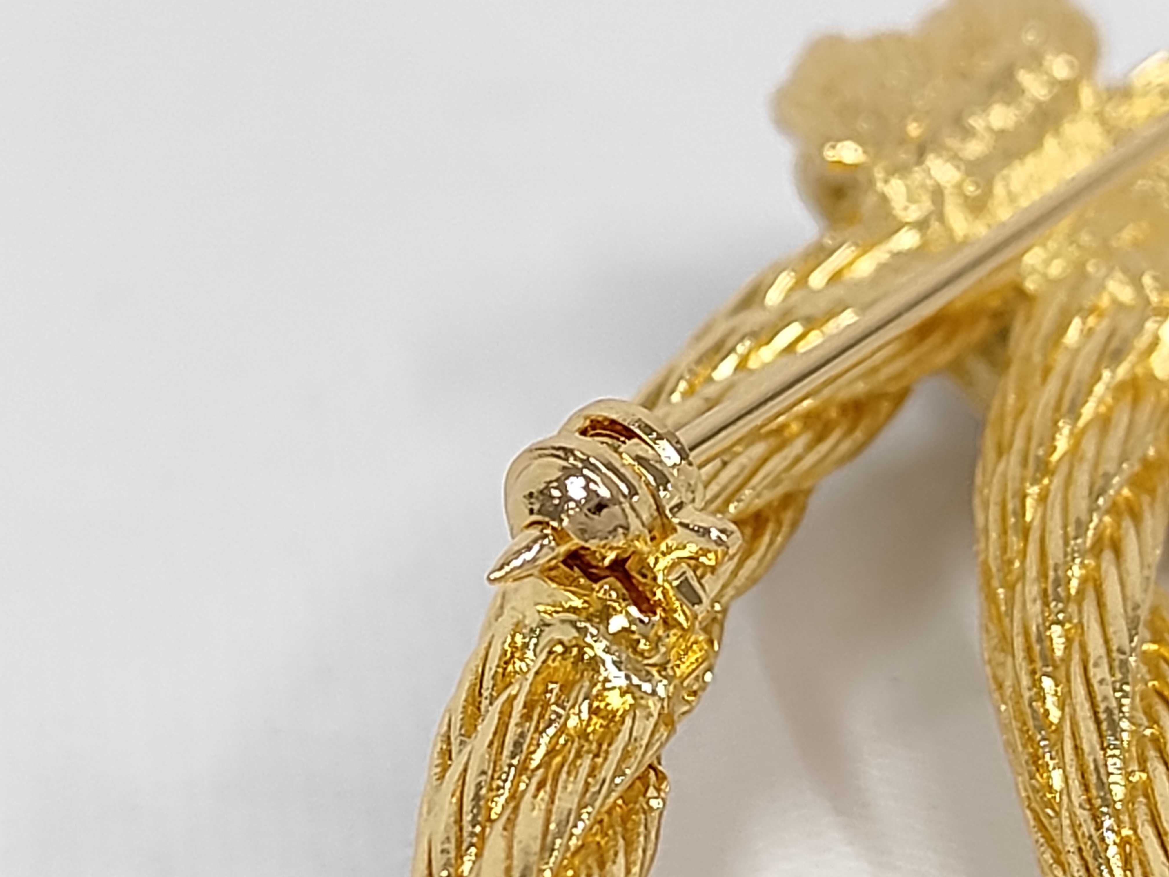 Christian / Brooch / GP Brooch — view 7