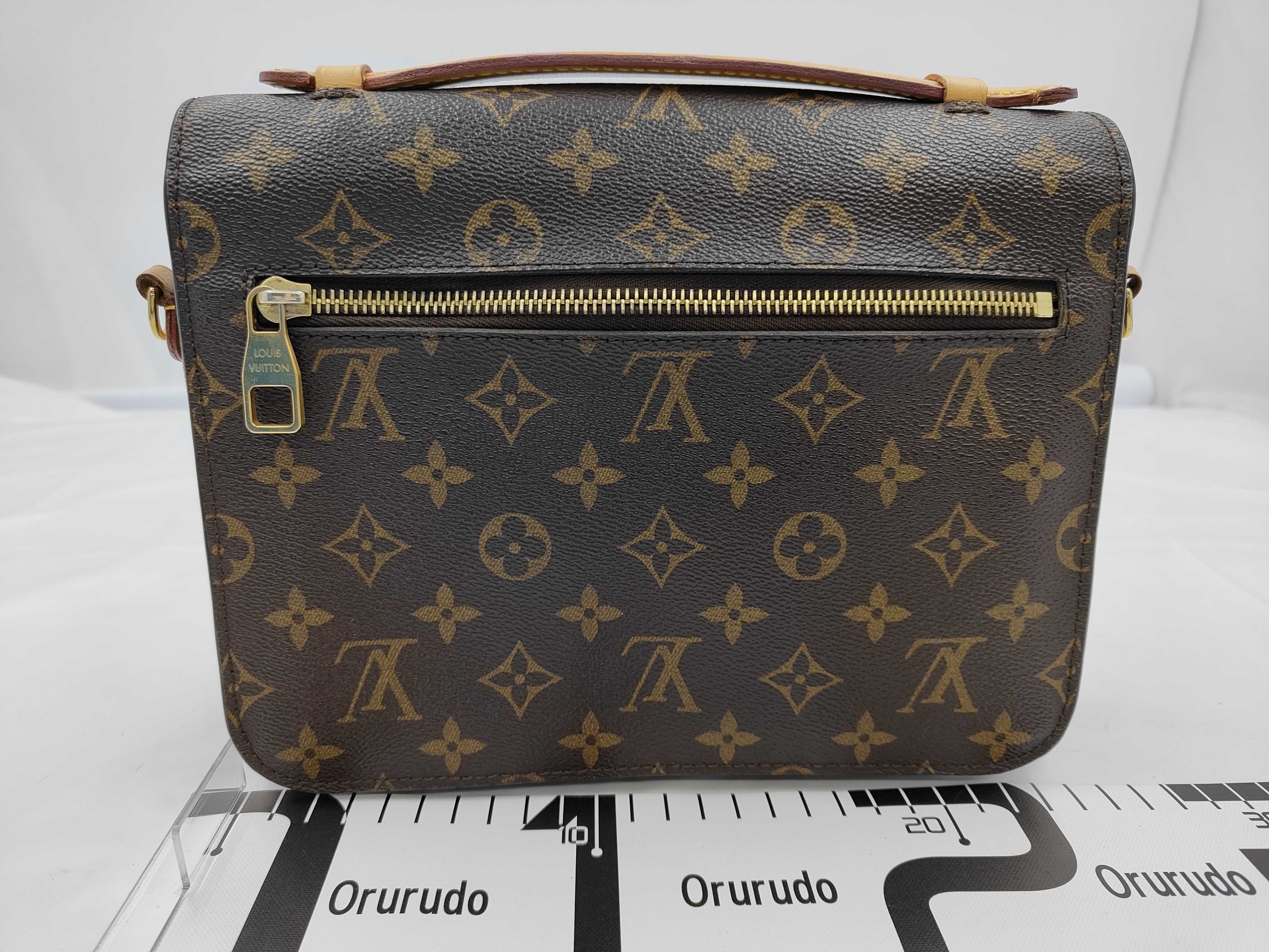 Monogram Messenger Bag Pochette Metis Shoulder Bag — view 2