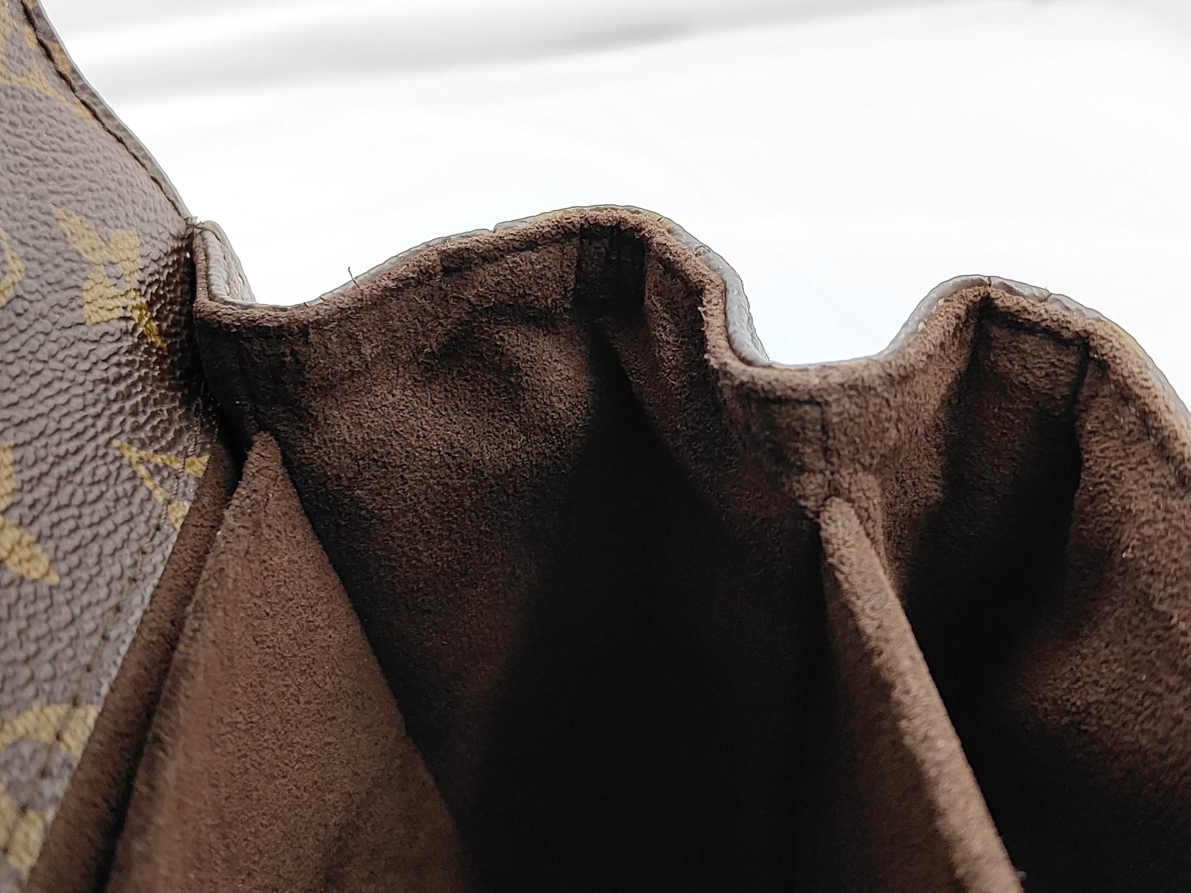 Monogram Messenger Bag Pochette Metis Shoulder Bag — view 9