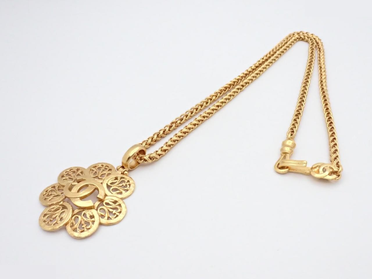 Coco Flower Motif Gold Long Necklace 95A — view 3