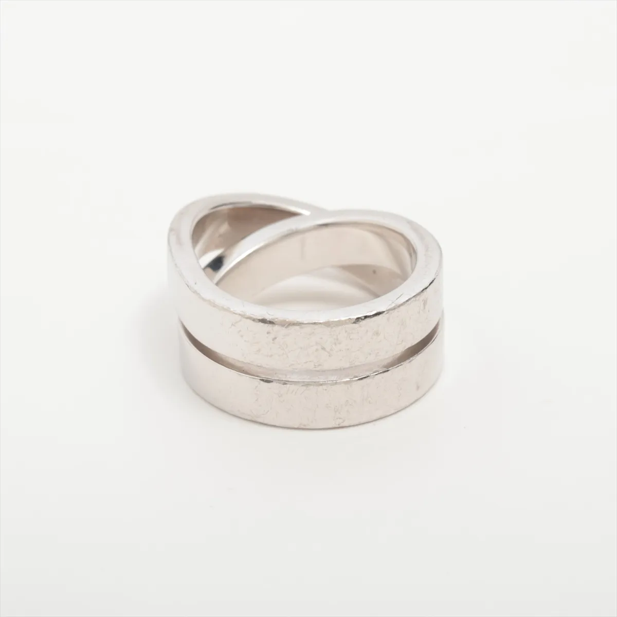 Paris Ring 750 (WG) 14.6g Size 47 K28792 (Dents) — view 2