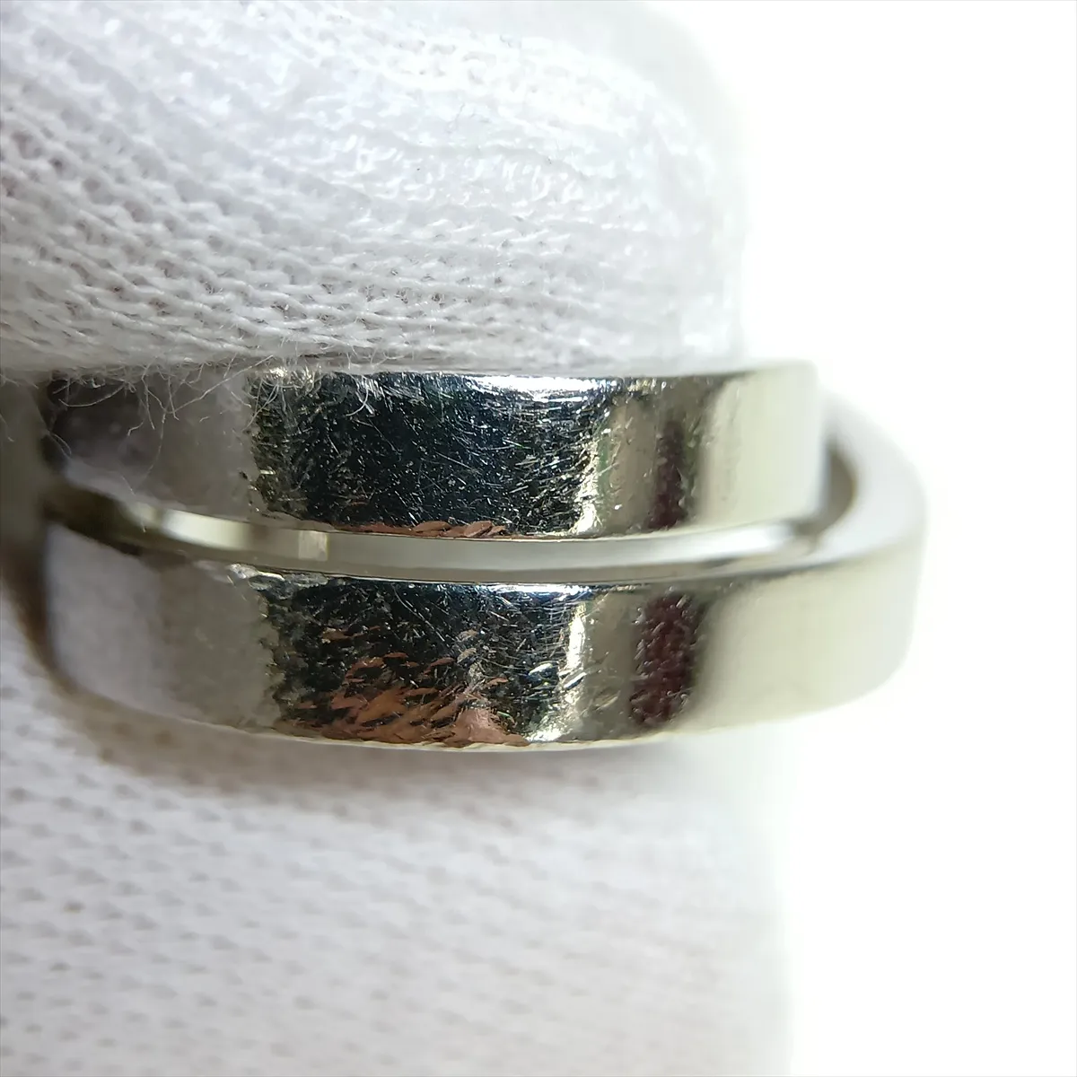 Paris Ring 750 (WG) 14.6g Size 47 K28792 (Dents) — view 5