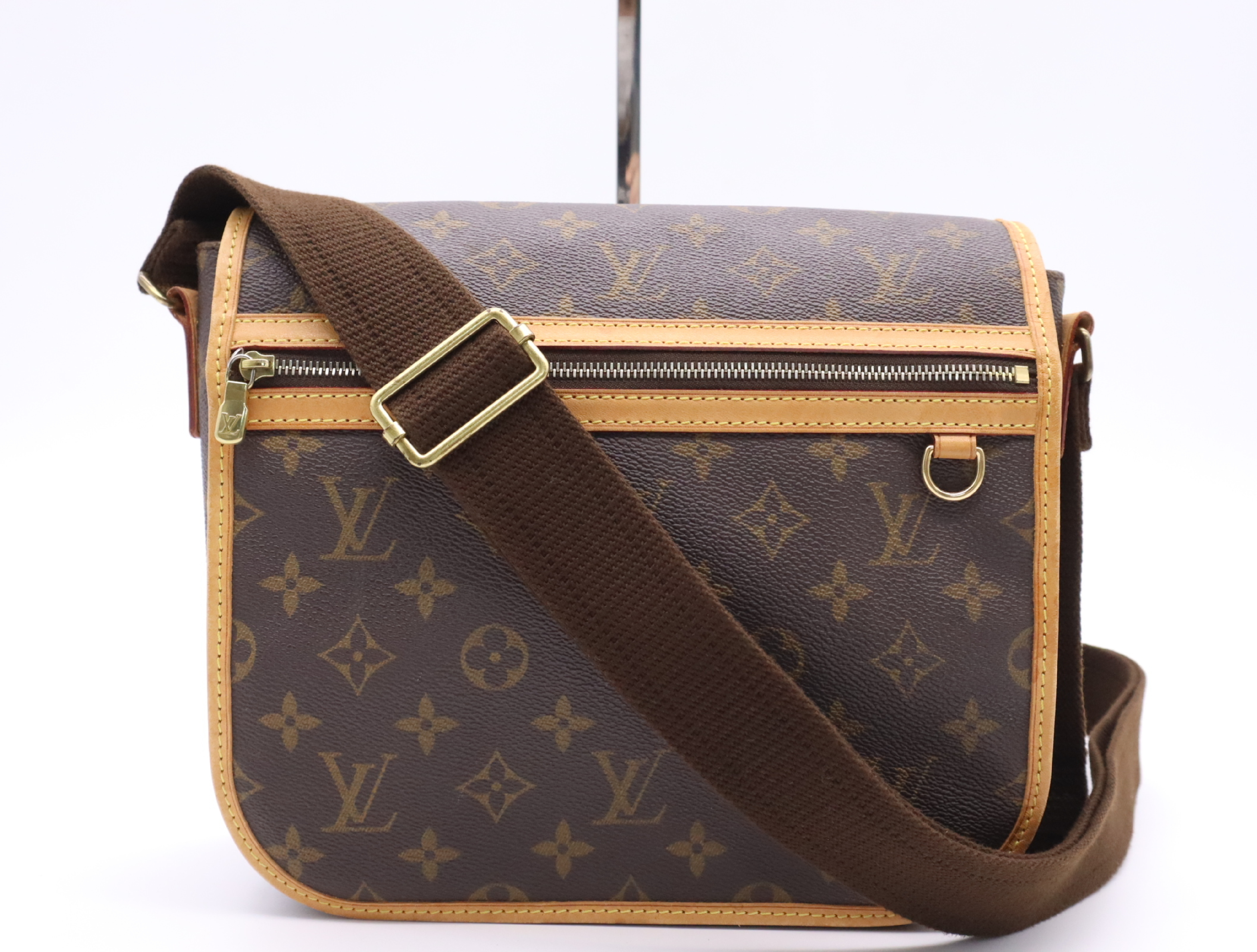 M40106 Monogram Messenger Bosphore PM Shoulder Bag