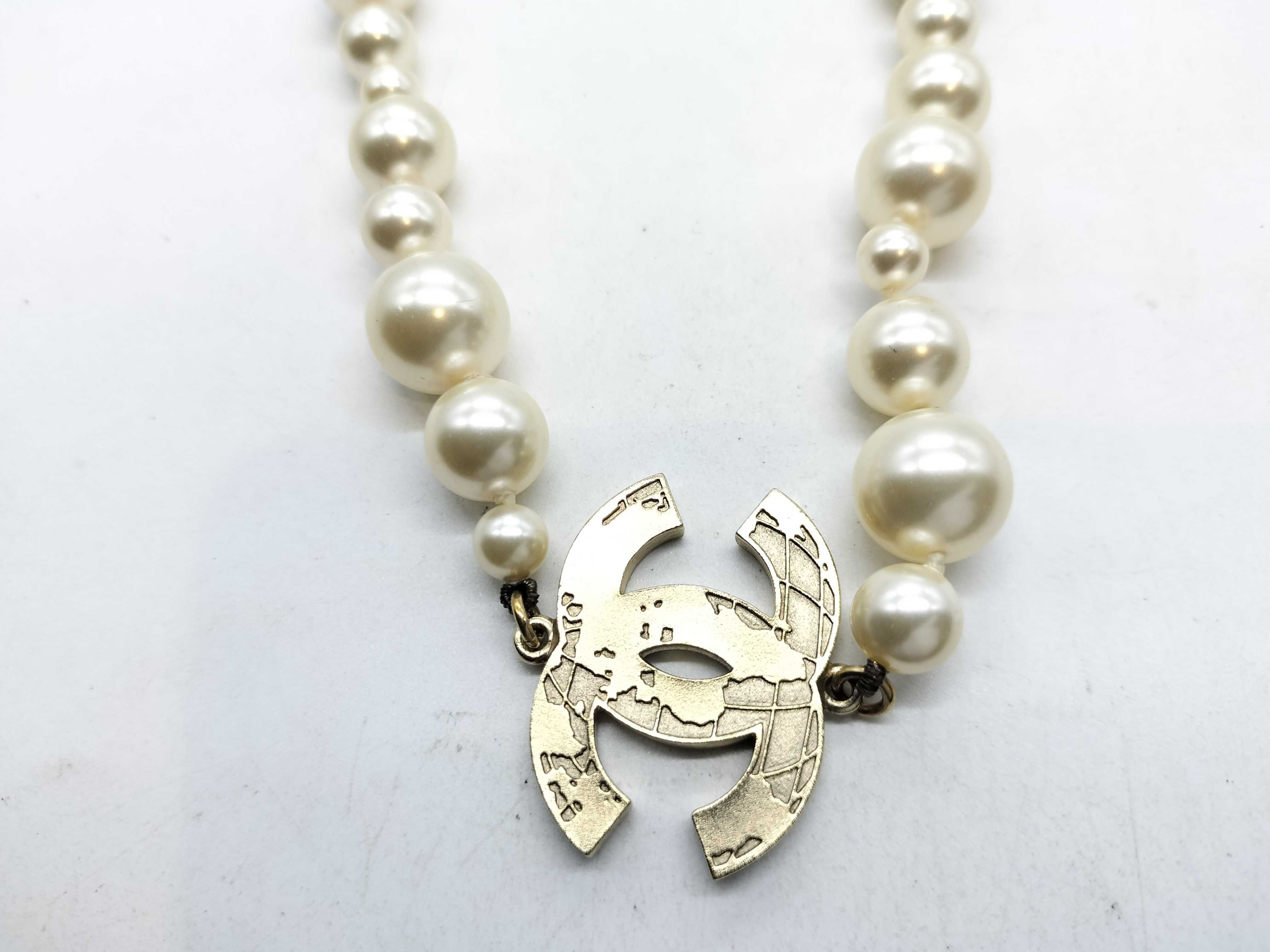 Coco Earth Time Faux Pearl A13K Necklace