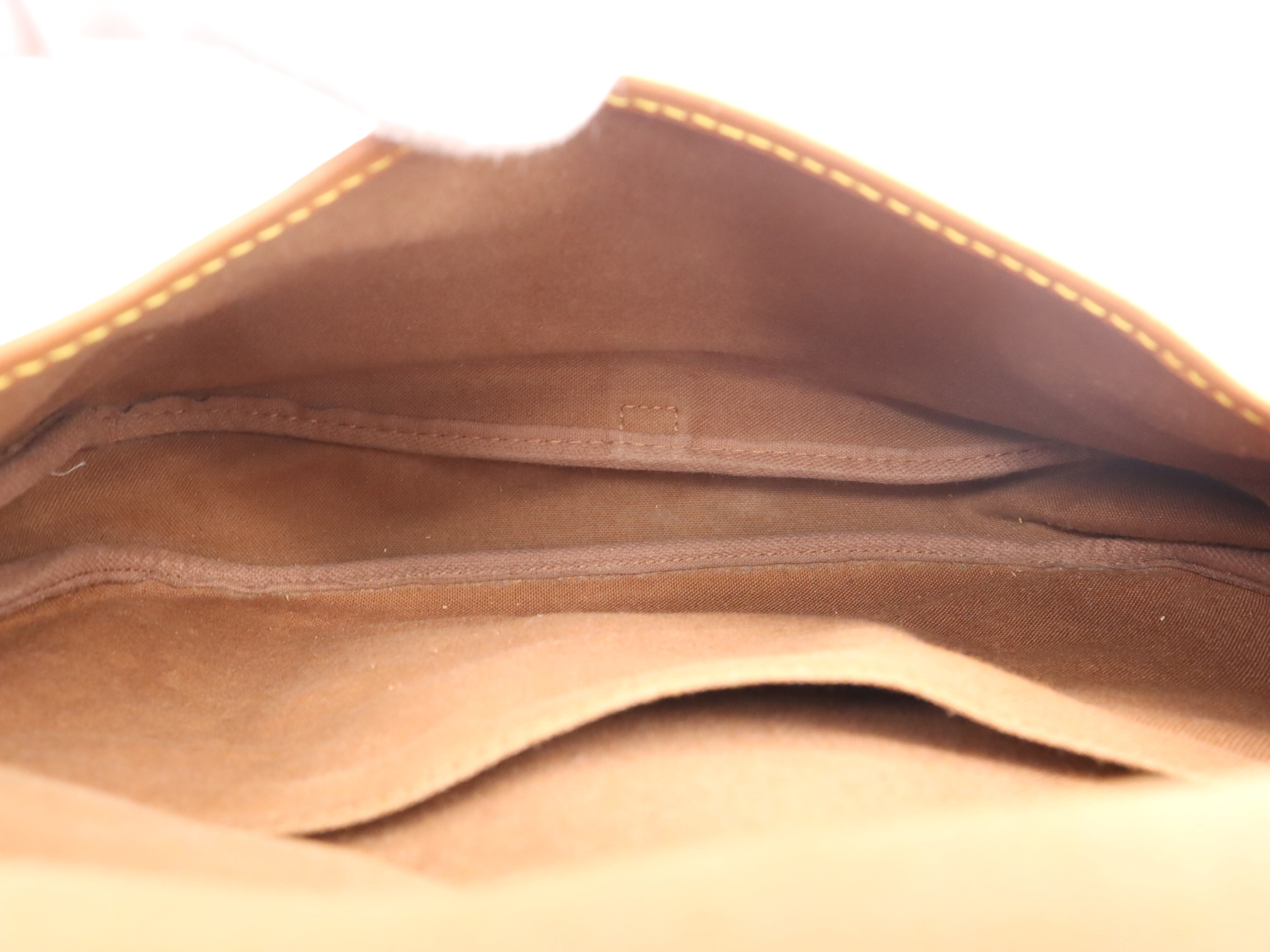 M42256 Monogram Saumur 30 Shoulder Bag — view 12