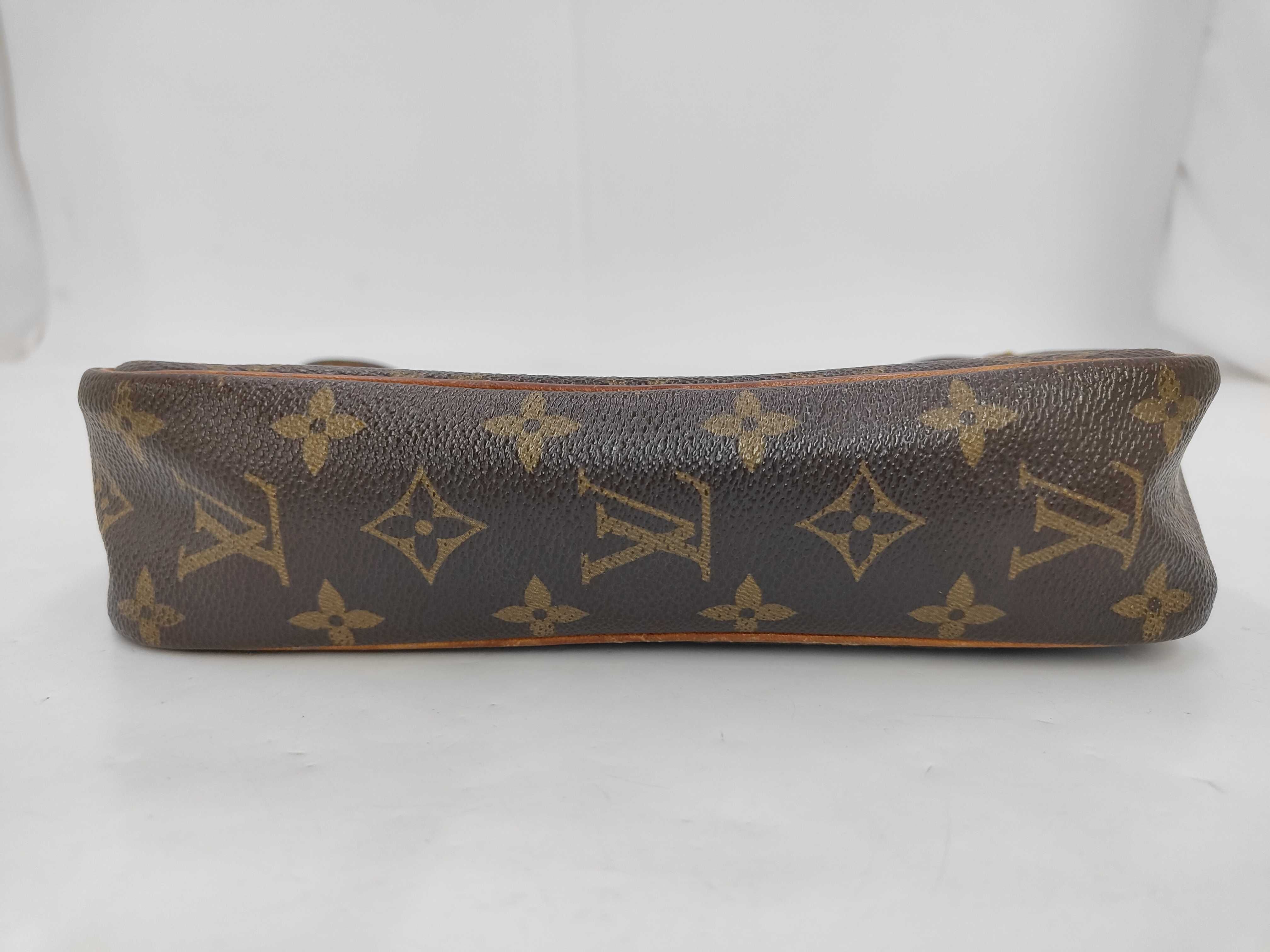 LV Monogram Compiegne 23 Second Bag — view 5
