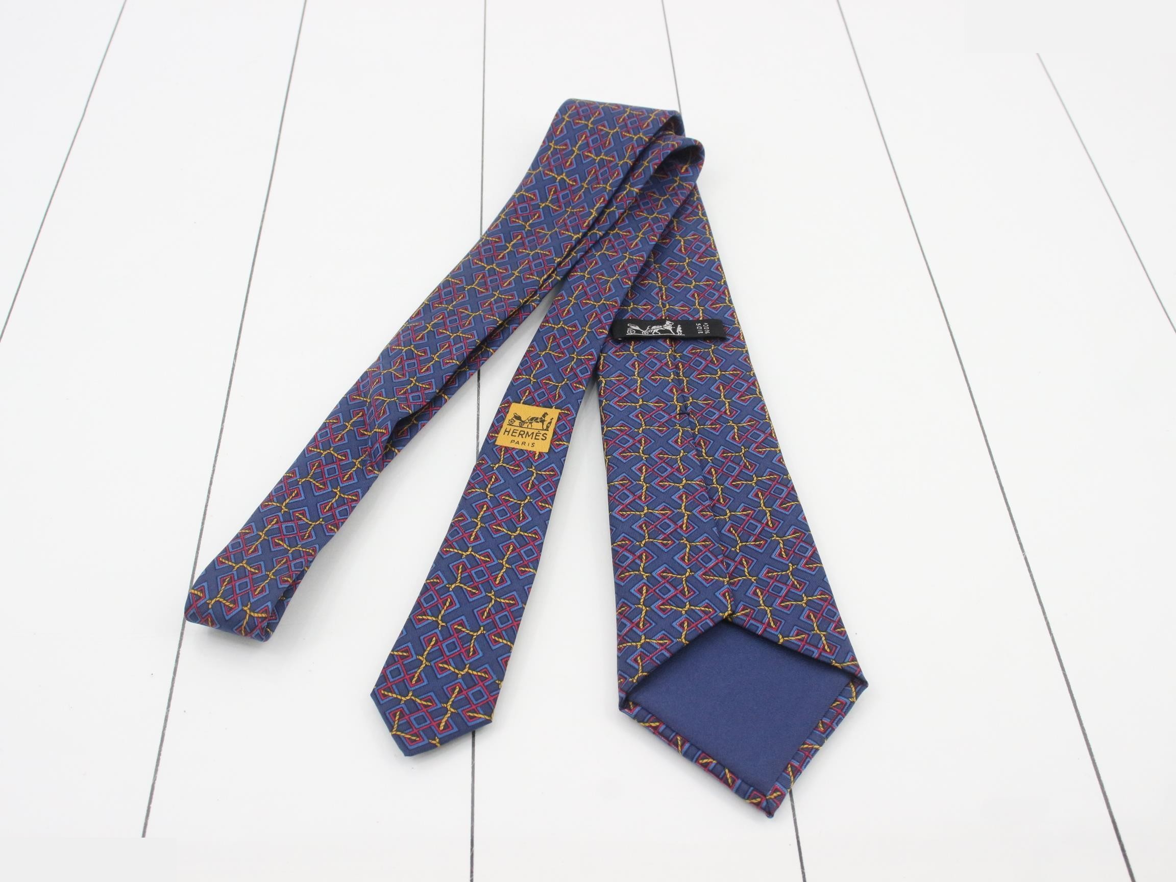all-over pattern tie, blue tones — view 2