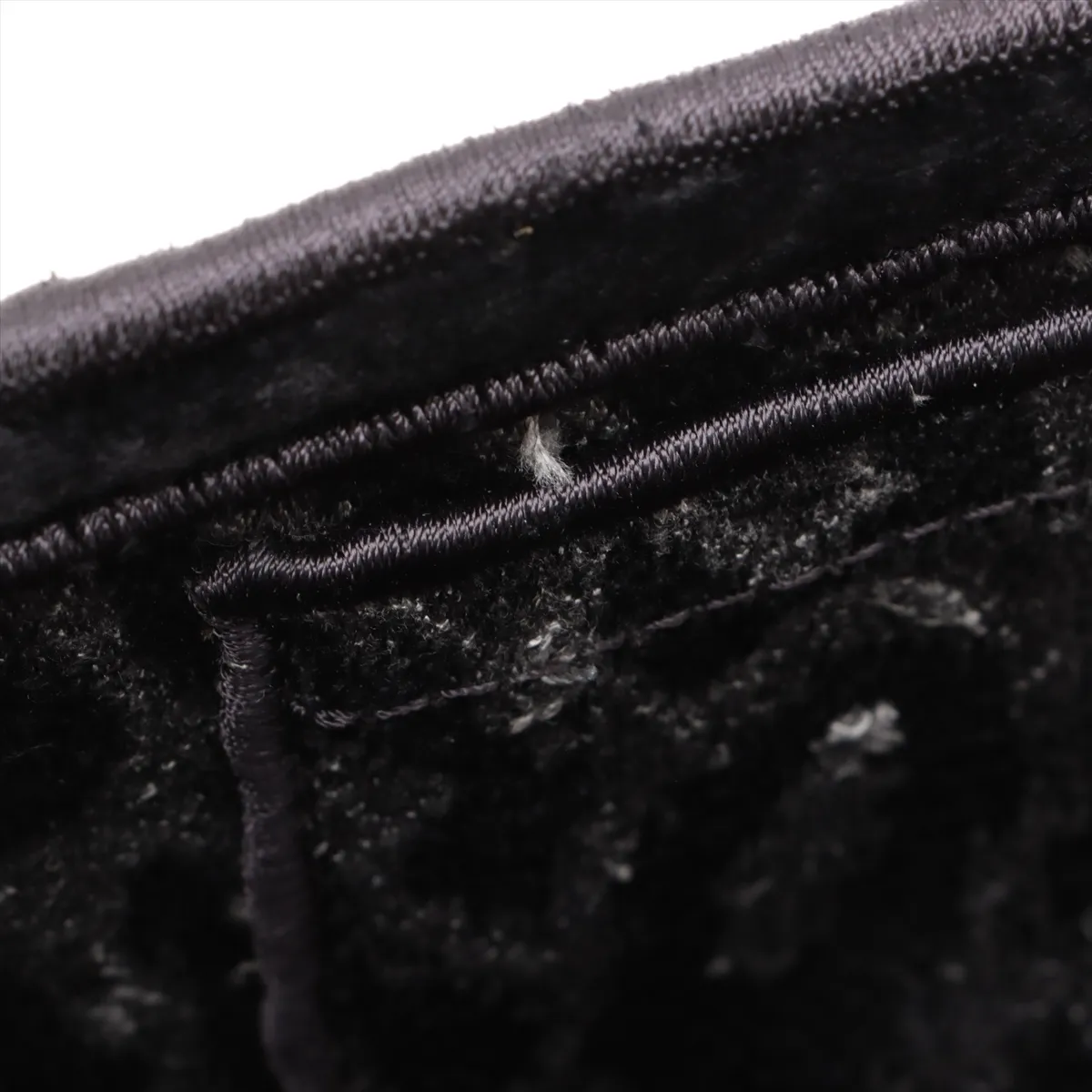 Caro Medium Velvet Chain Shoulder Bag Leopard — view 13