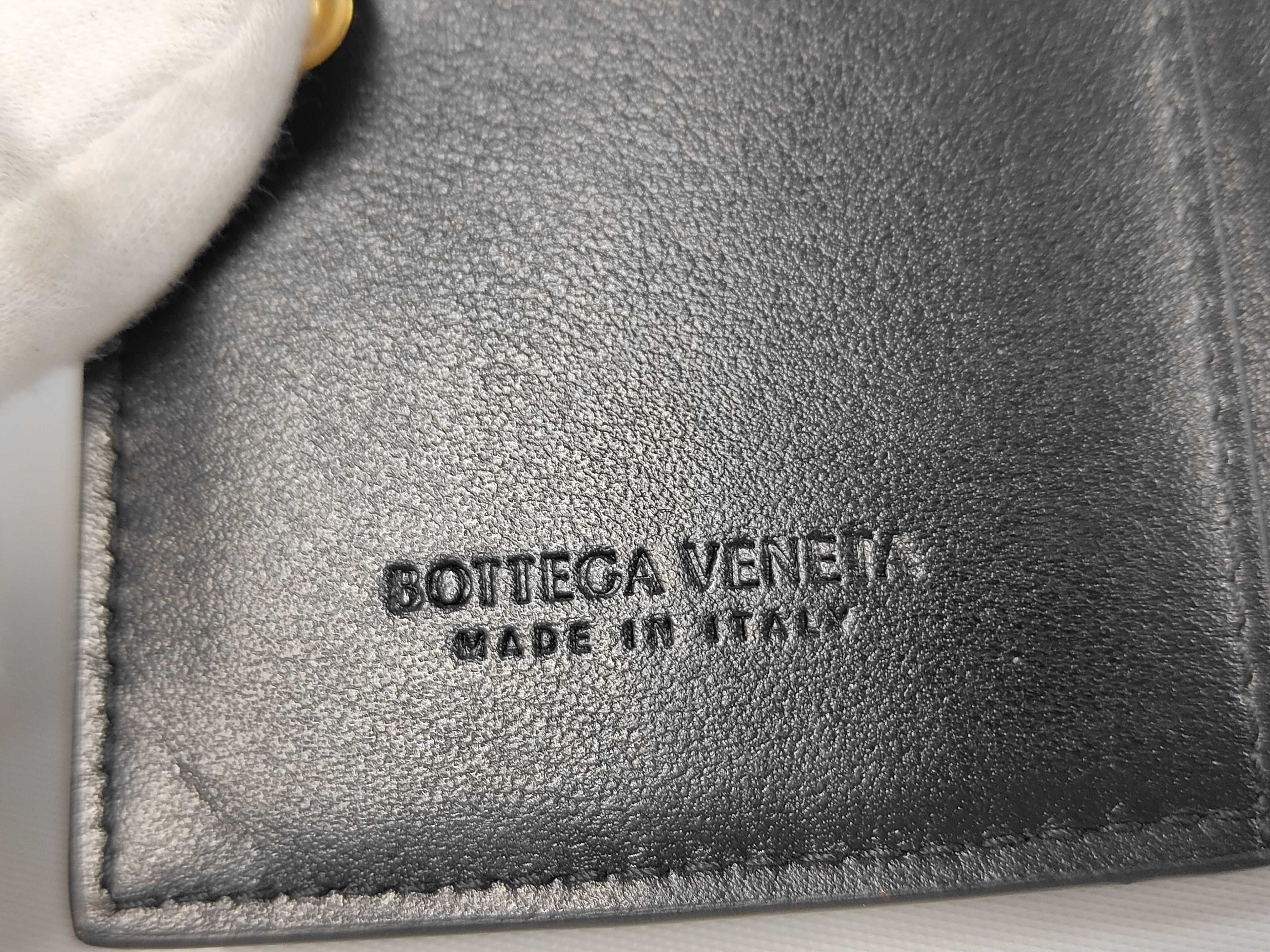 Intrecciato Bi-fold Zipper Wallet — view 8
