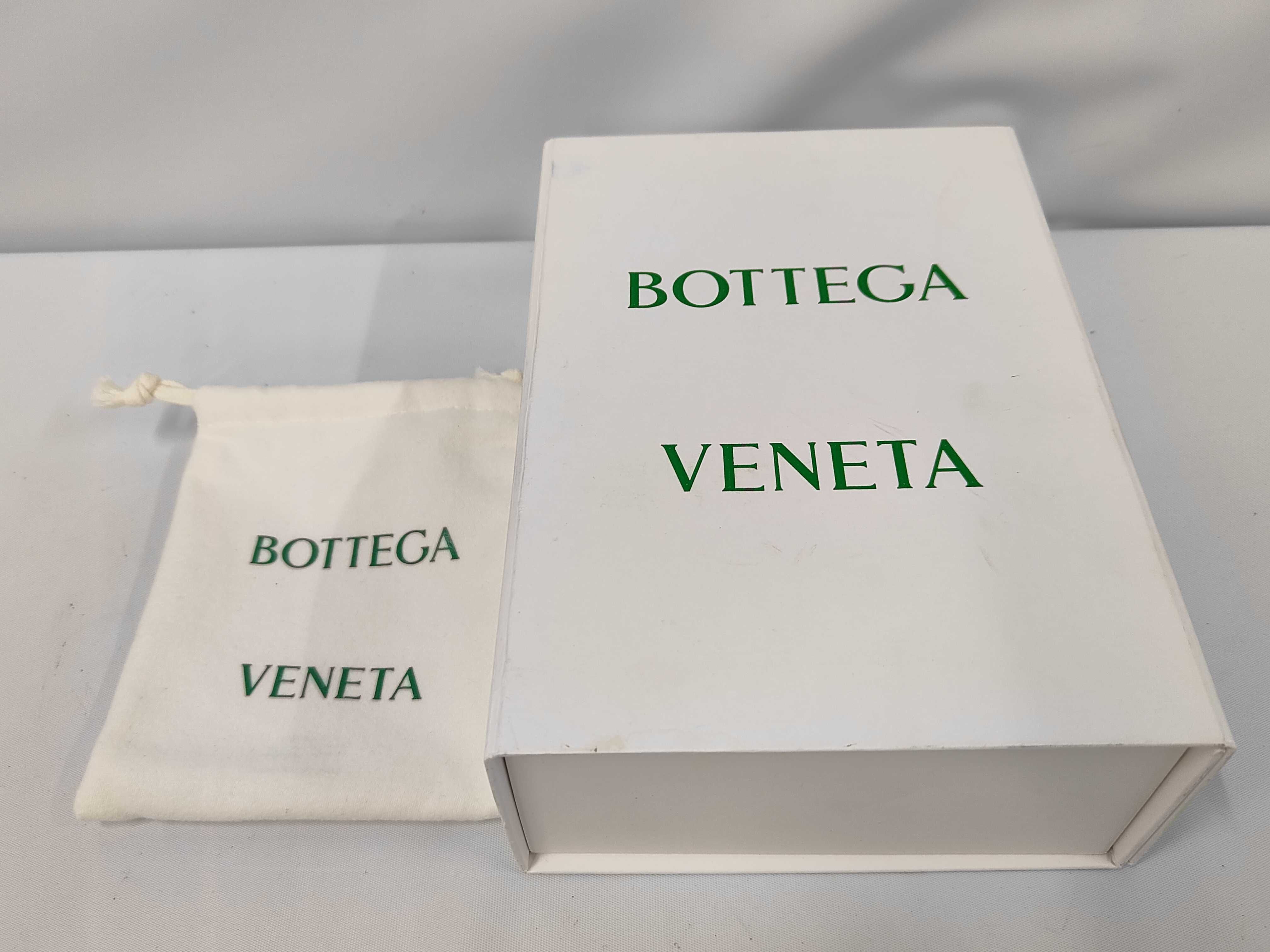 Intrecciato Bi-fold Zipper Wallet — view 10