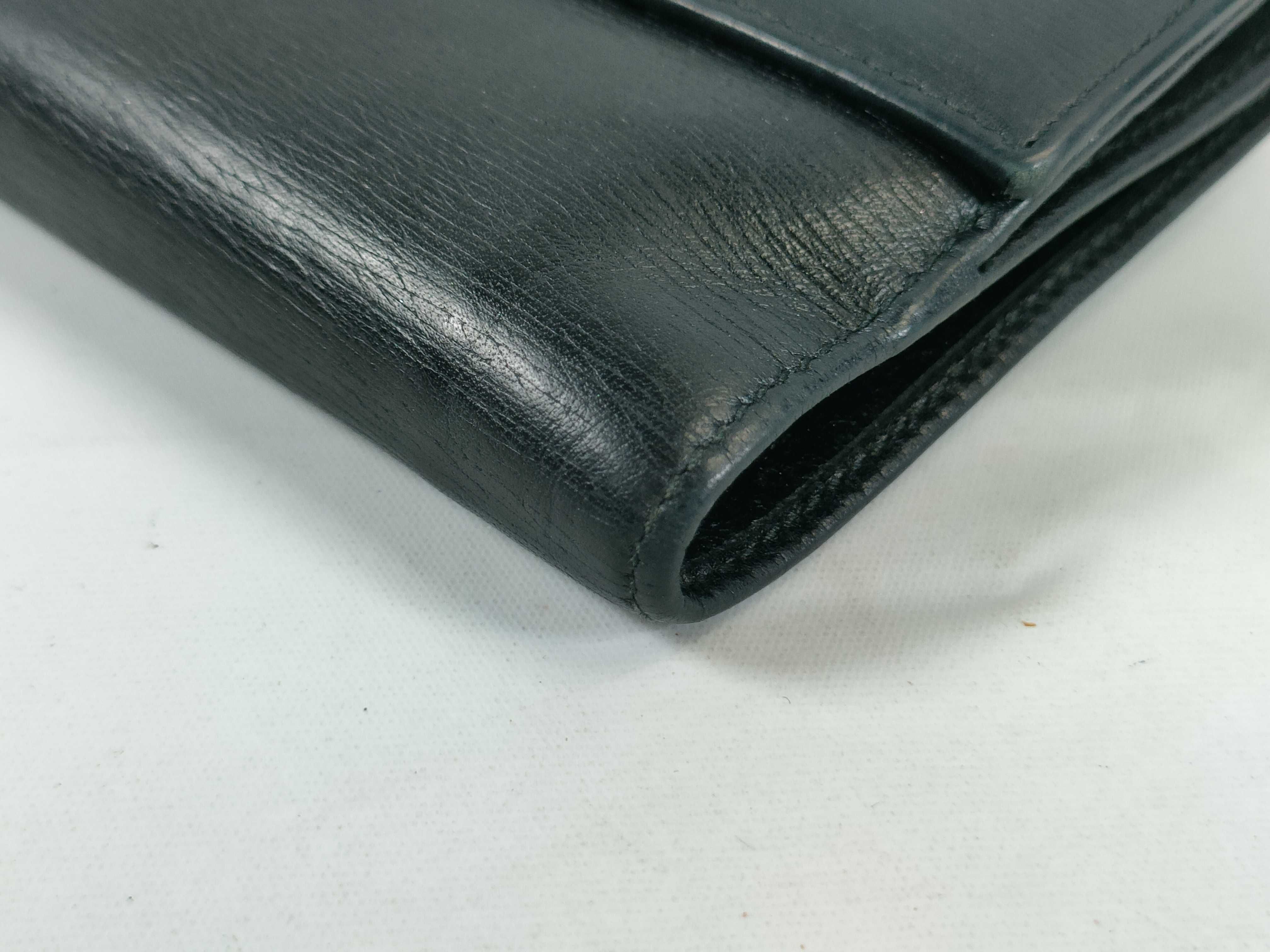 wallet — view 3
