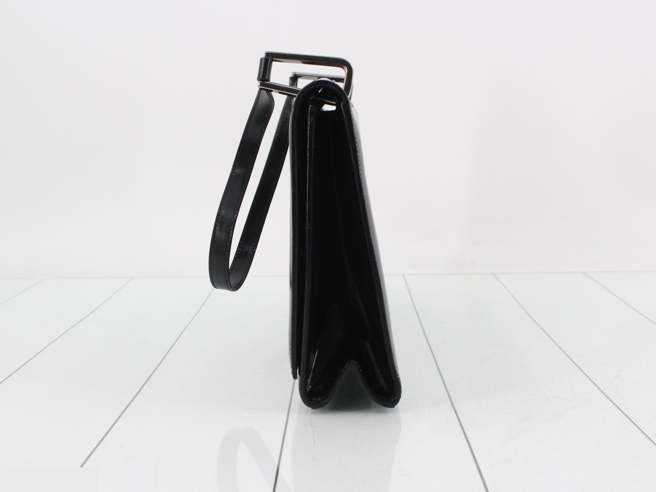 G logo leather — view 3