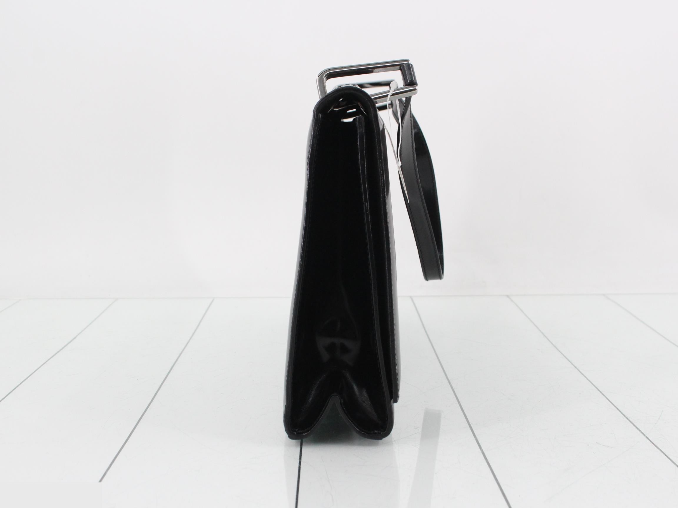 G logo leather — view 4