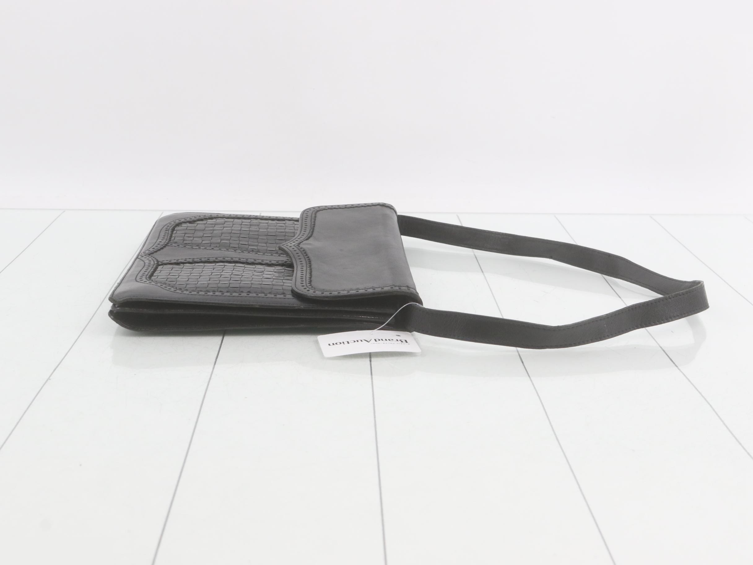 Shoulder bag, push-lock closure, leather, black — view 3