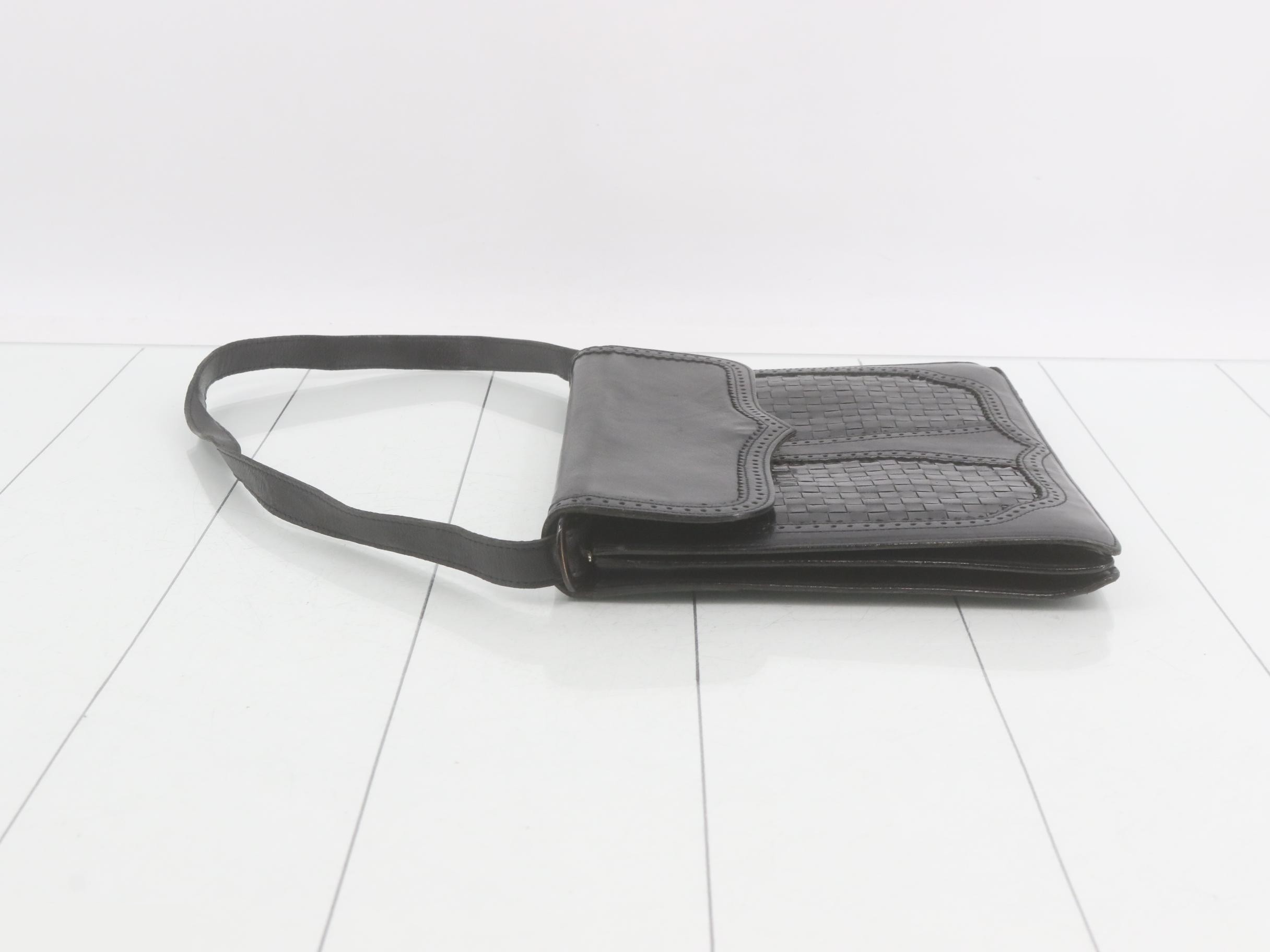 Shoulder bag, push-lock closure, leather, black — view 4