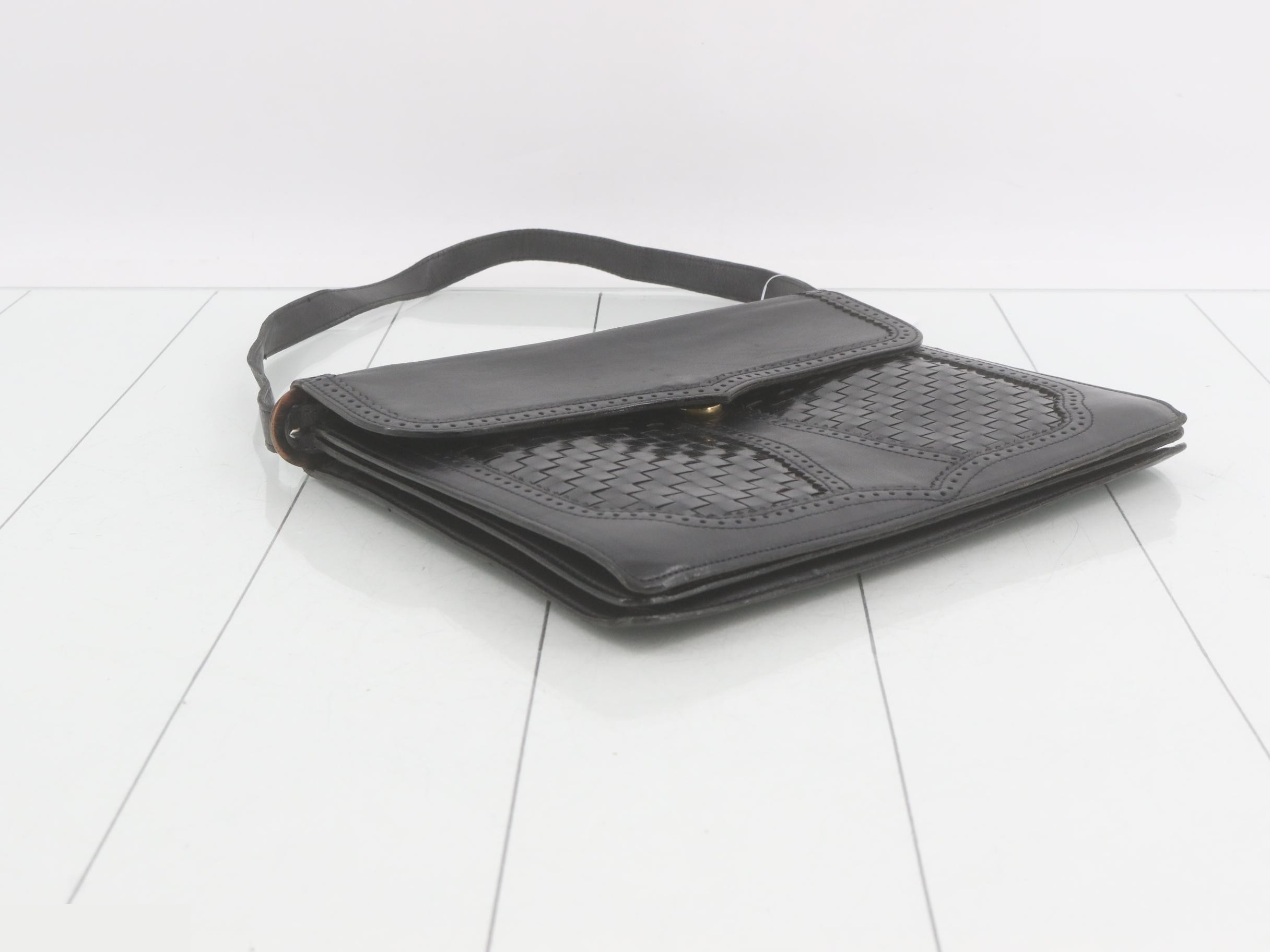 Shoulder bag, push-lock closure, leather, black — view 5
