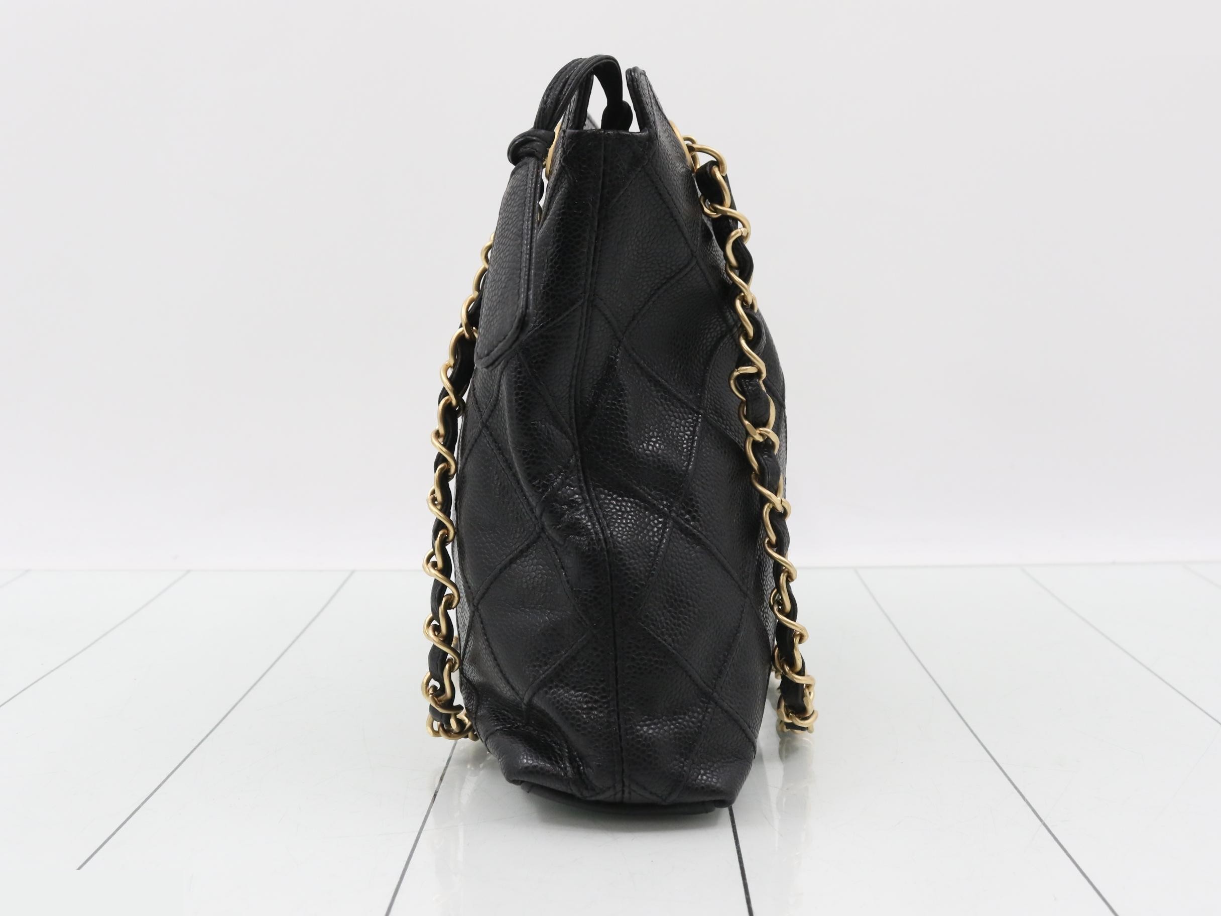 Caviar skin chain shoulder bag — view 4