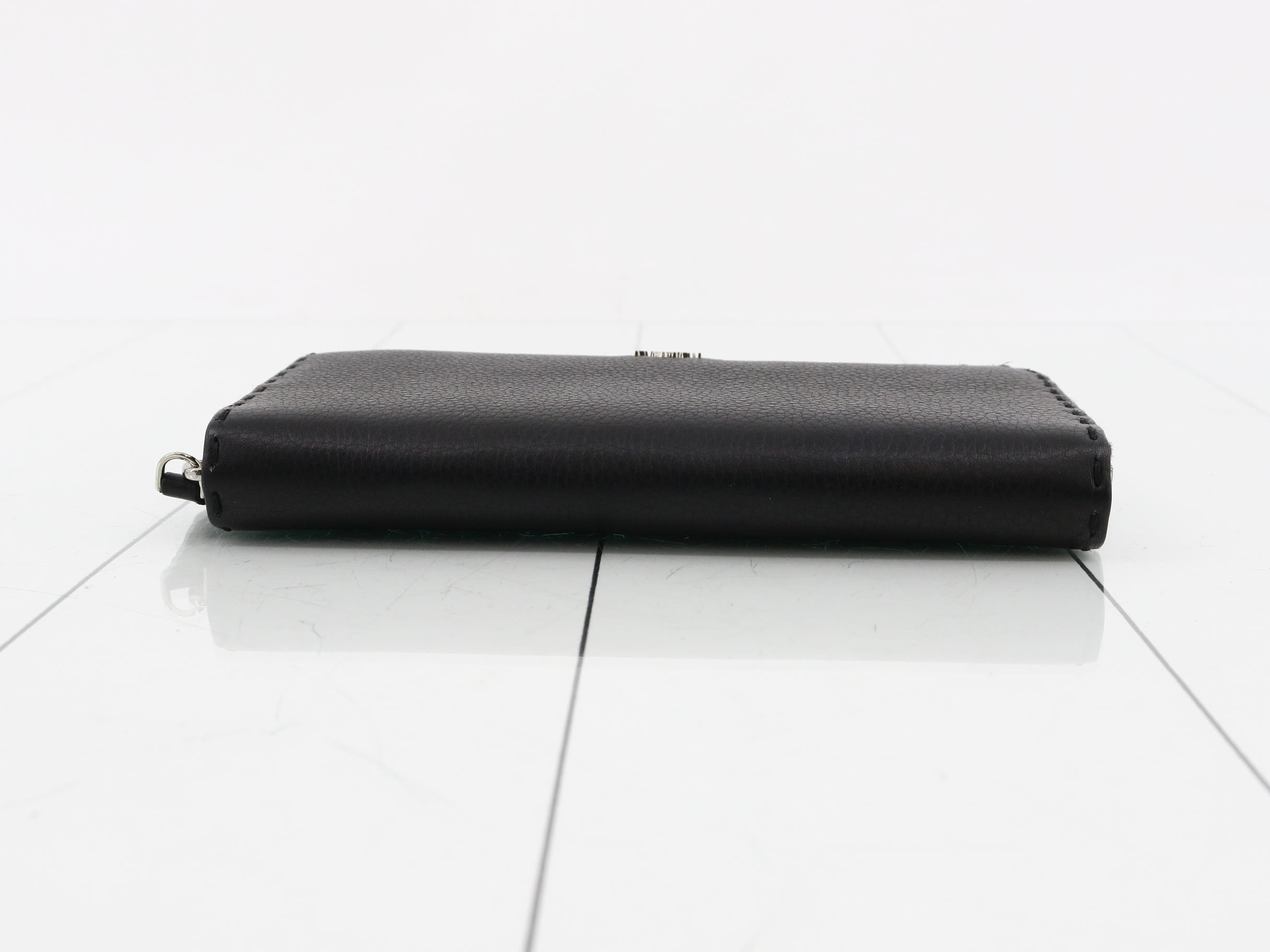 Other lines: Bags and Wallets — view 3