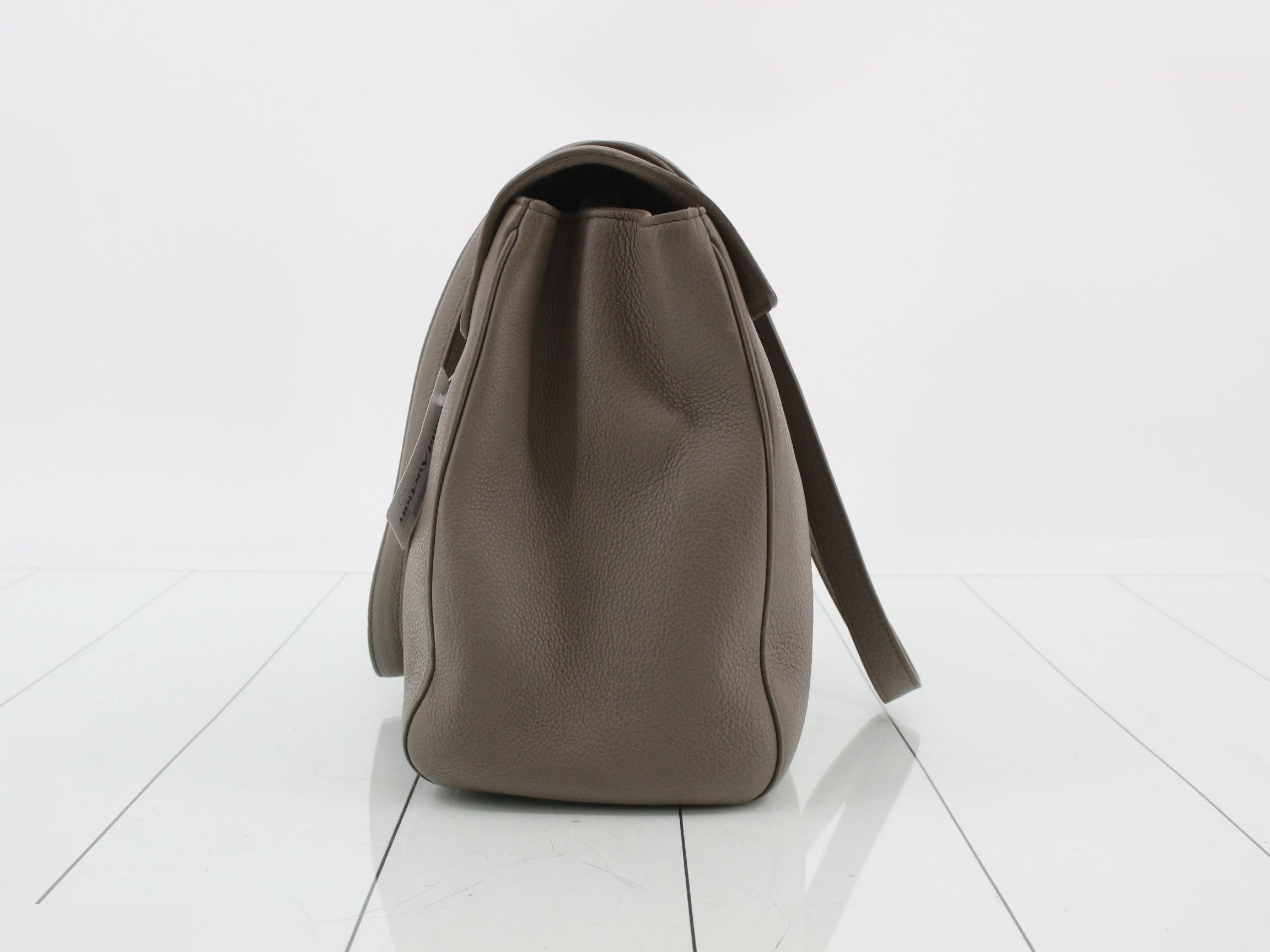 Soft 16 Leather Semi-Shoulder Bag — view 4