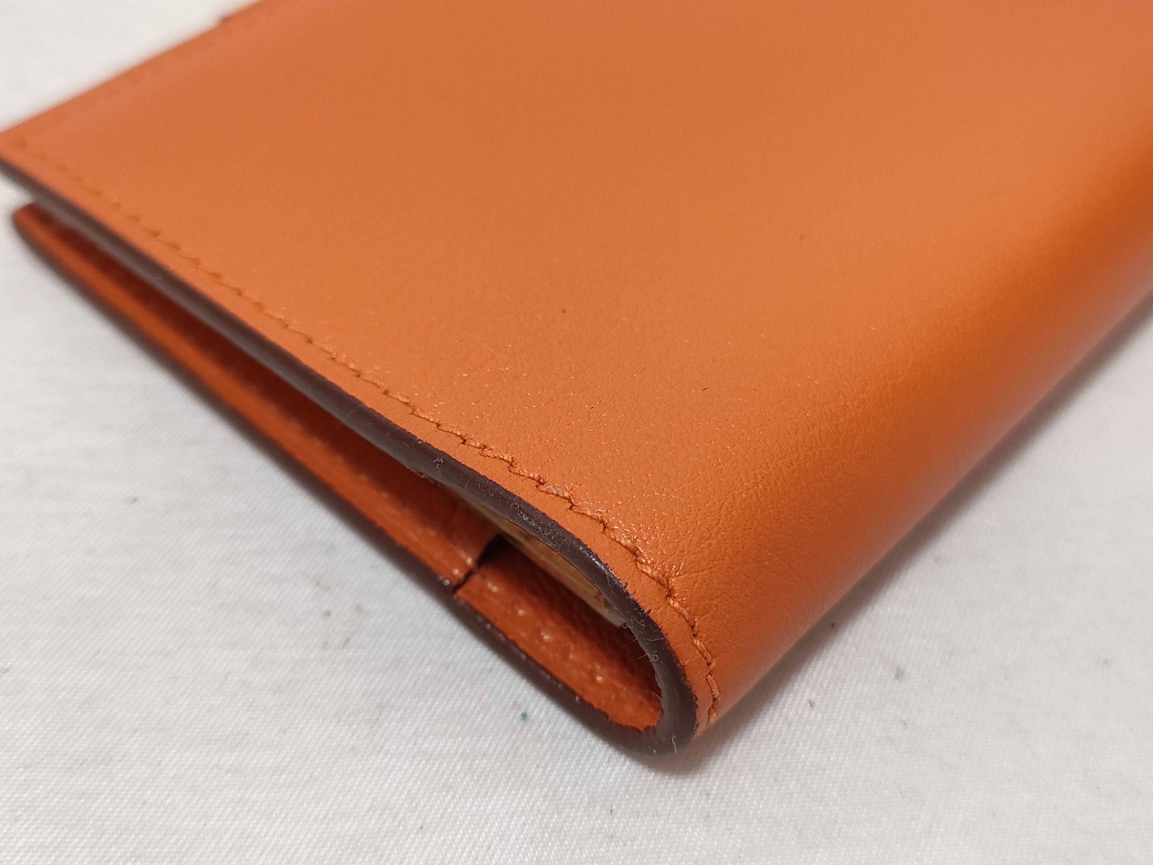 Mini Agenda Orange E Notebook Cover — view 4