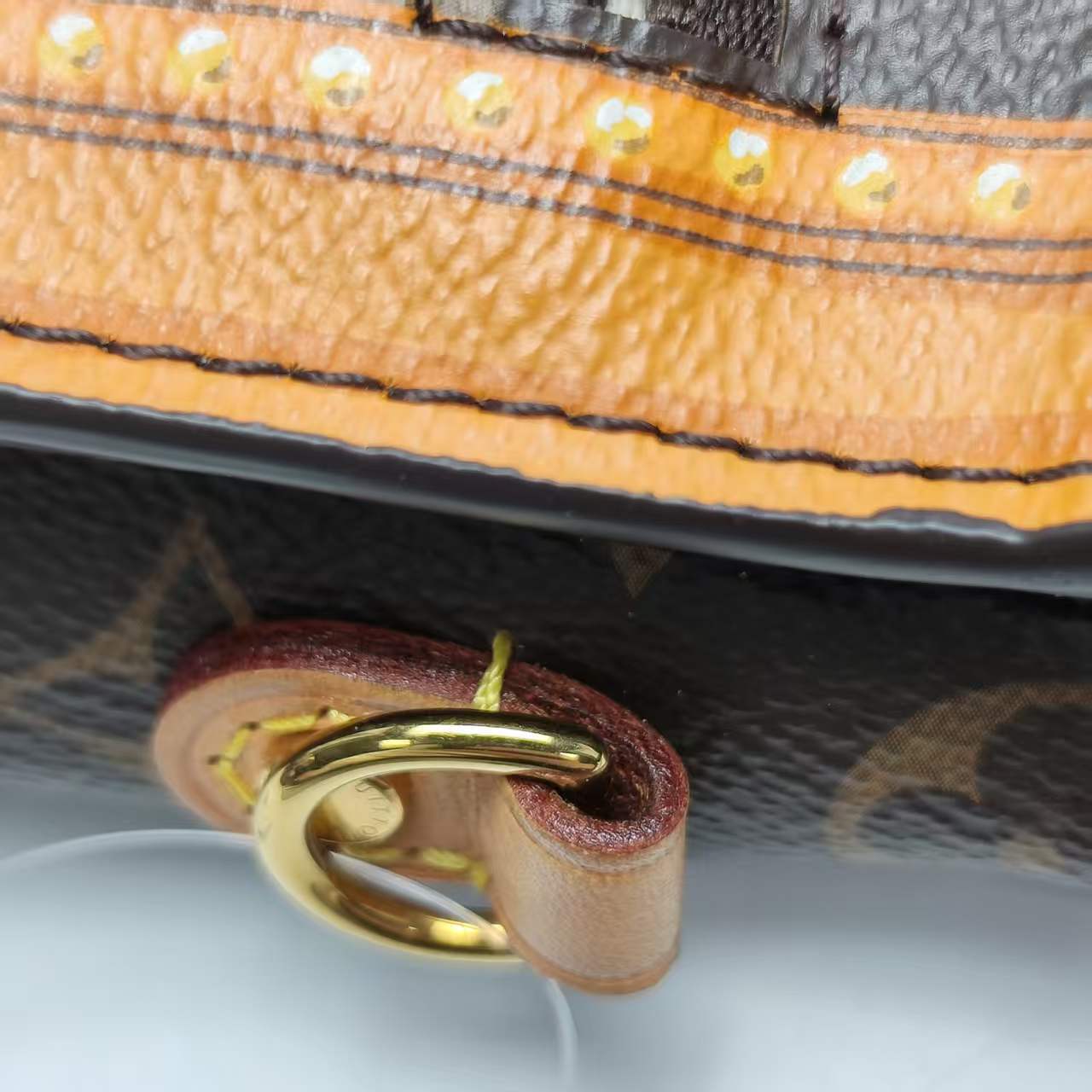【*Shipped from: China*】LOUIS VUITTON PU Shoulder Bag — view 14