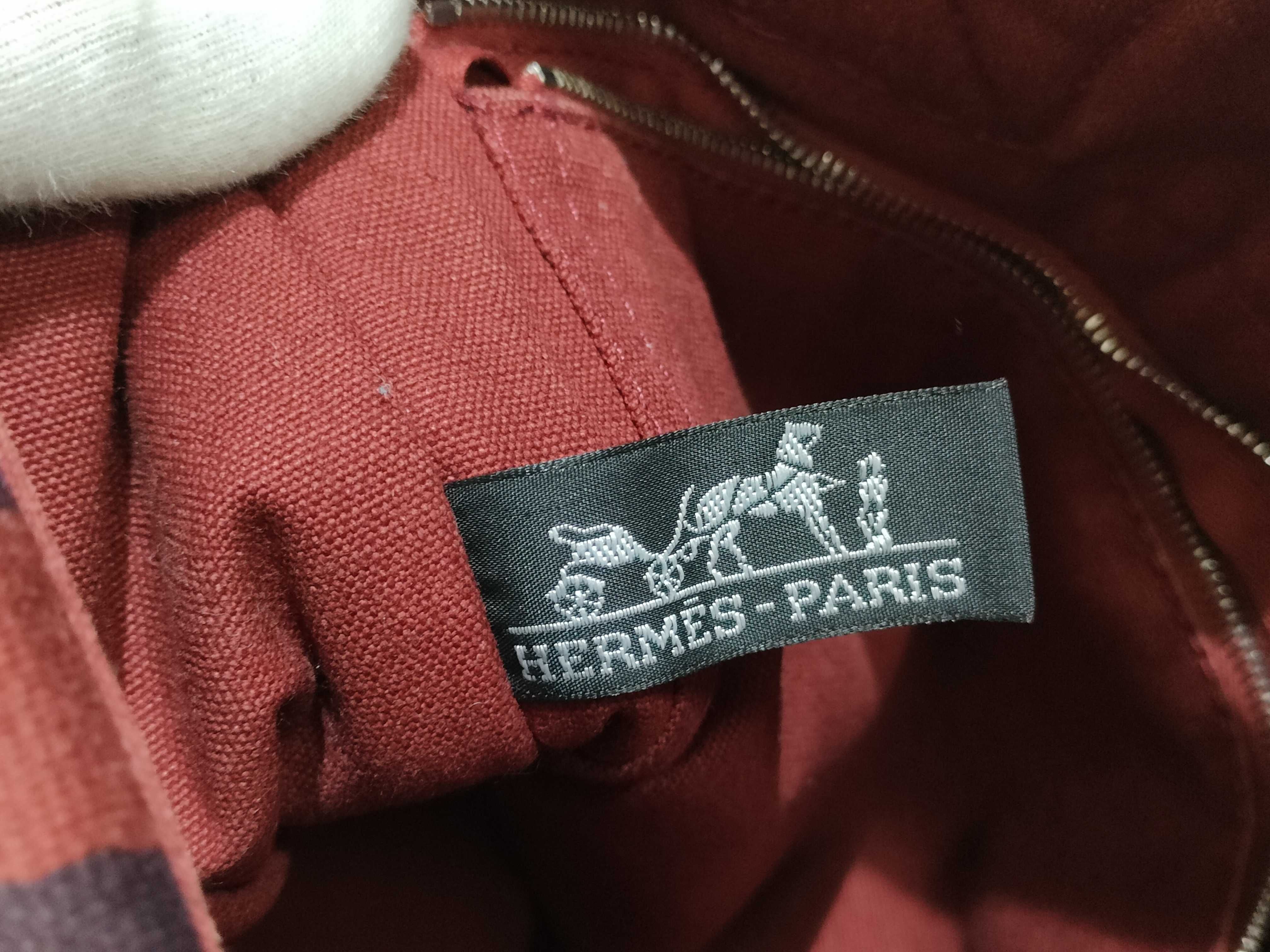 Fourre-Tout PM Handbag (Burgundy/Black) — view 10