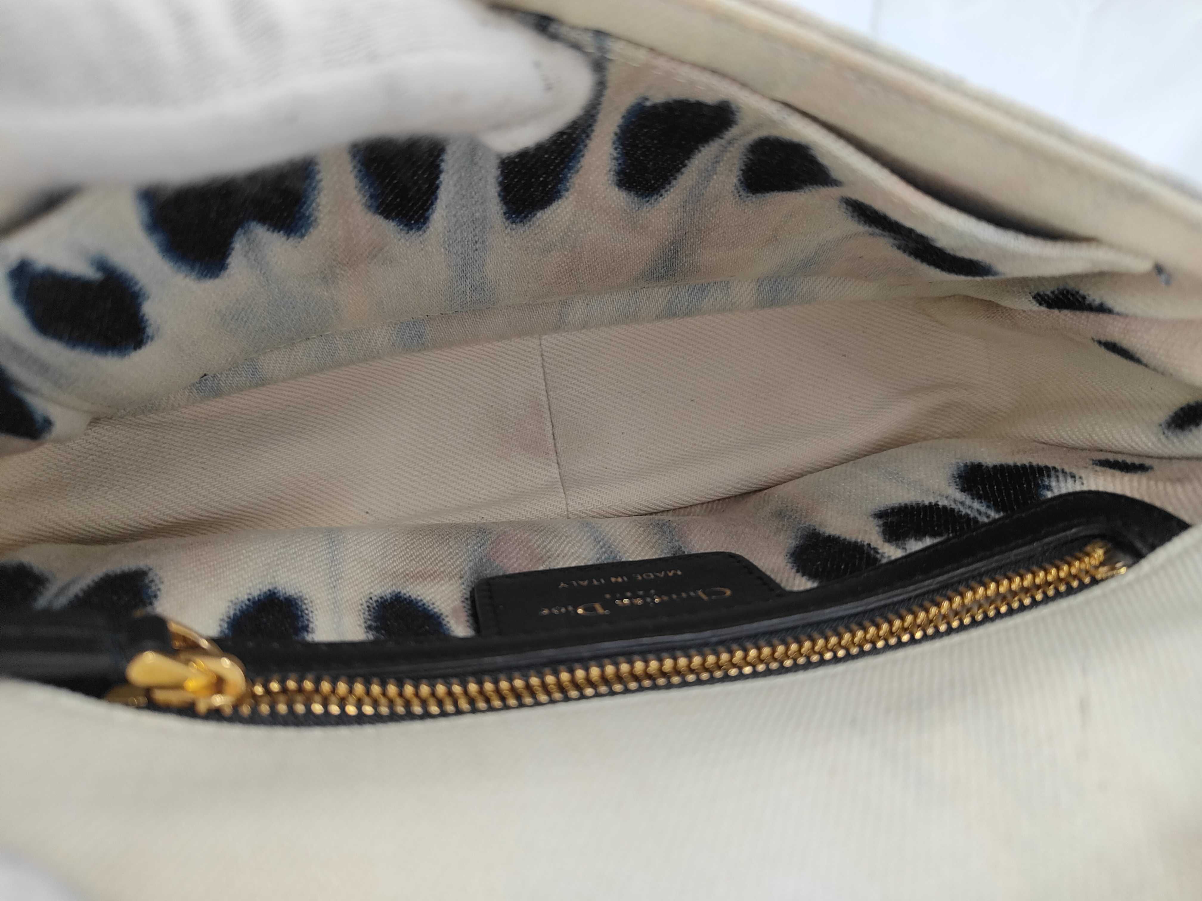 bag, Christian Calo Cannage denim tie-dye wash chain shoulder bag. — view 10
