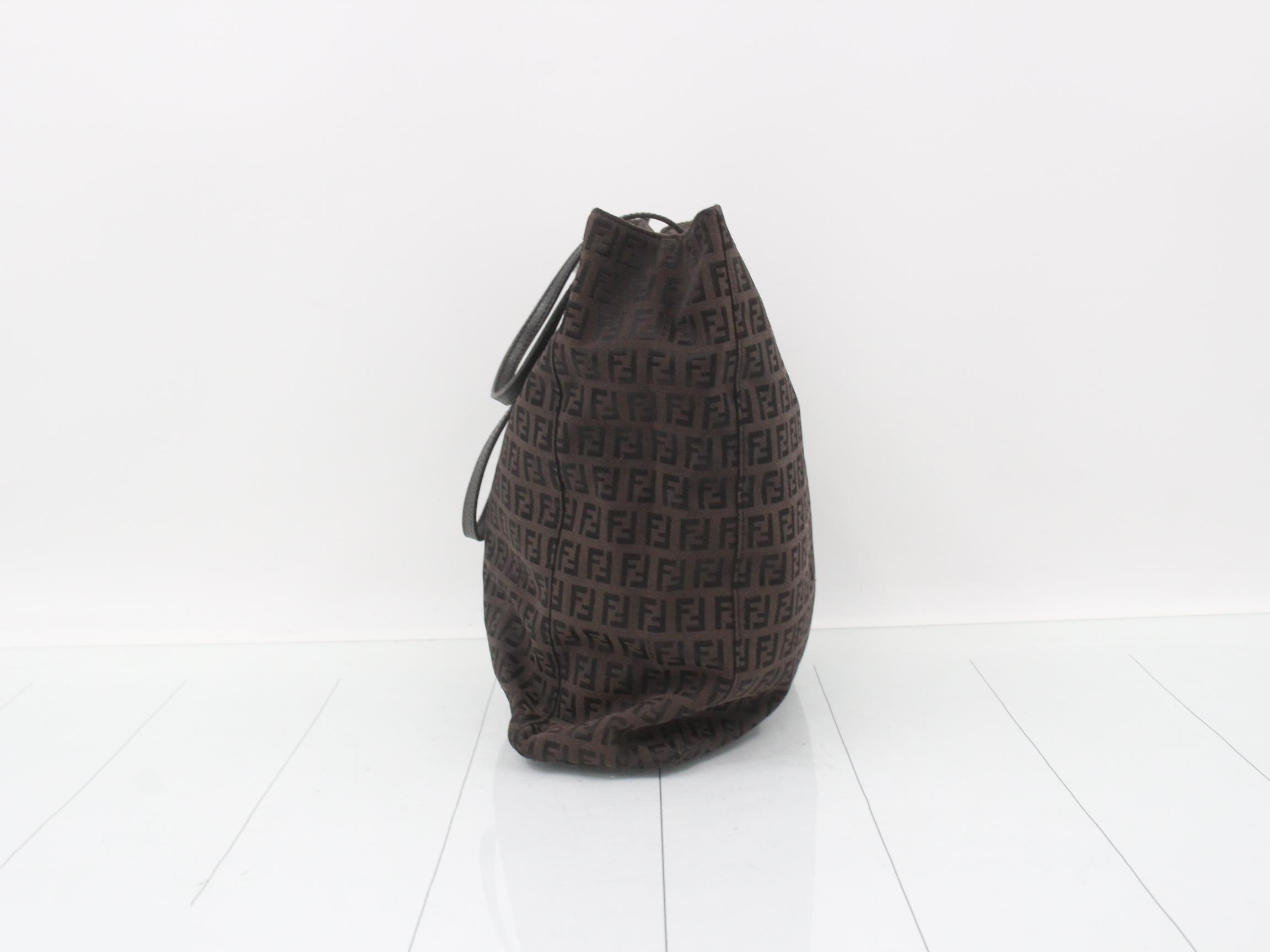 zucchino tote bag — view 4