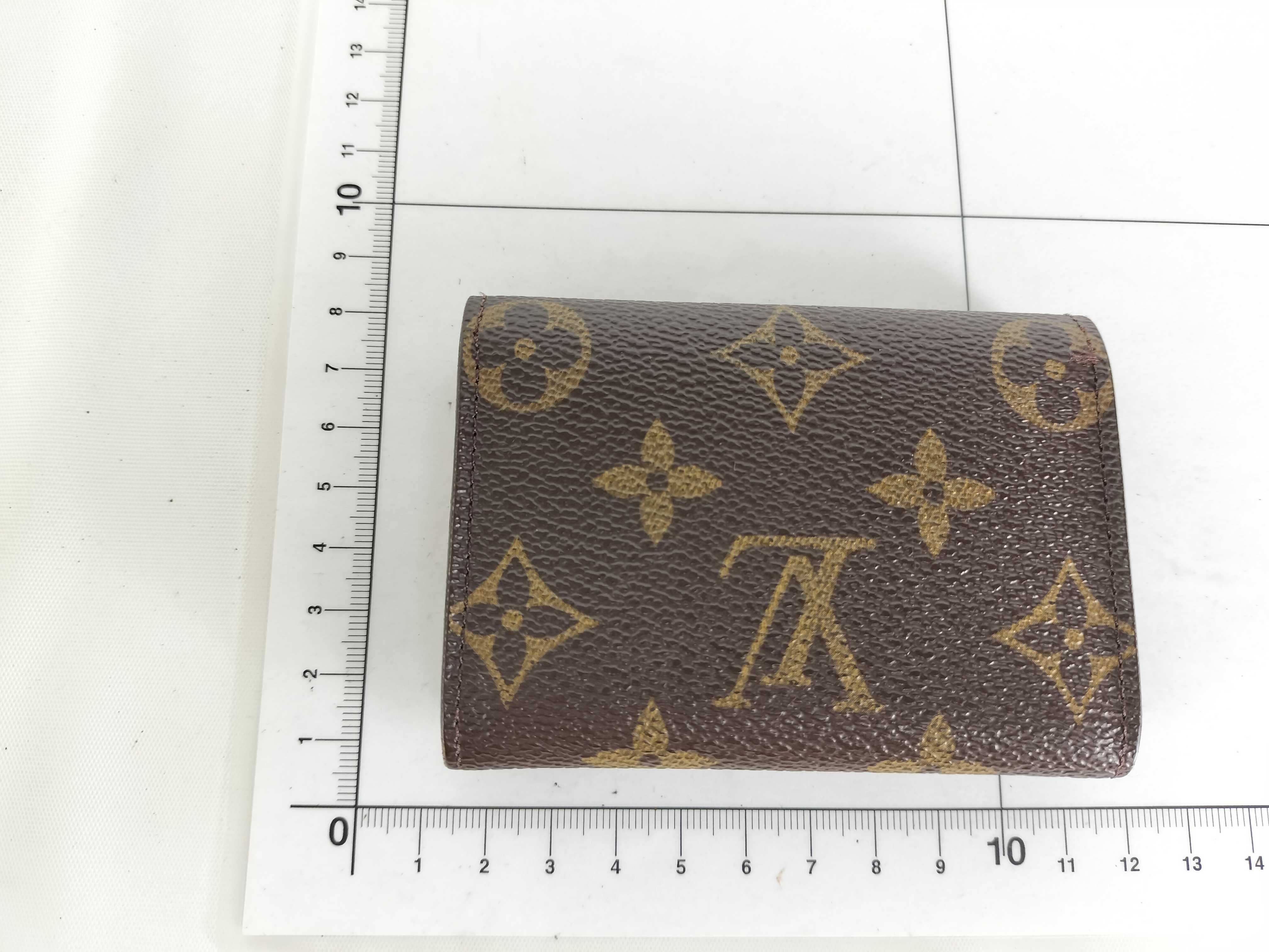 Monogram M61930 Portemonnaie Plat Coin Case — view 10