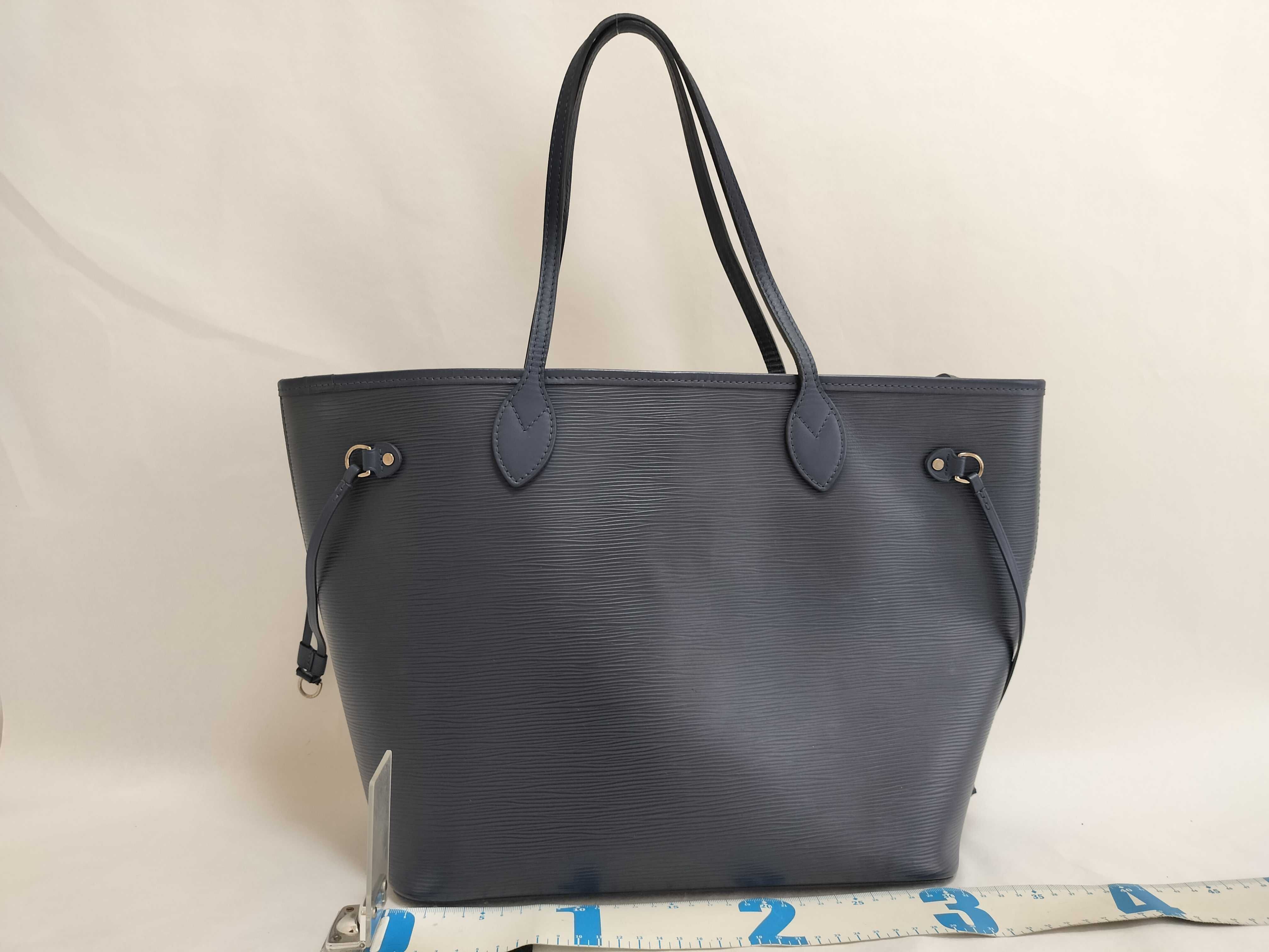 Epi Louis Vuitton Neverfull Epi M40885 Navy Tote Bag with Pouch — view 2