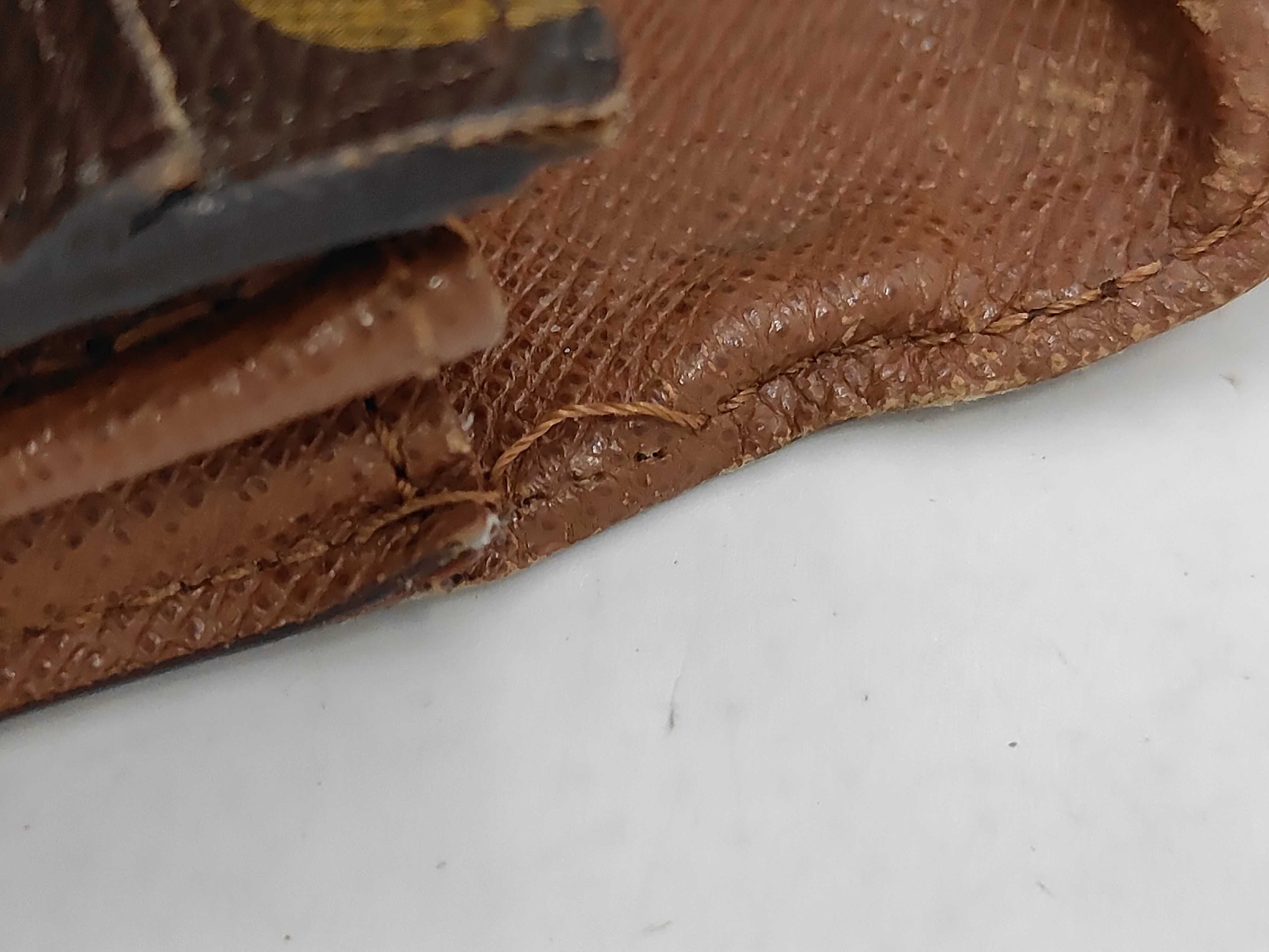 Monogram Louis Vuitton Monogram Portefeuille Sarah CA3049 Wallet — view 8