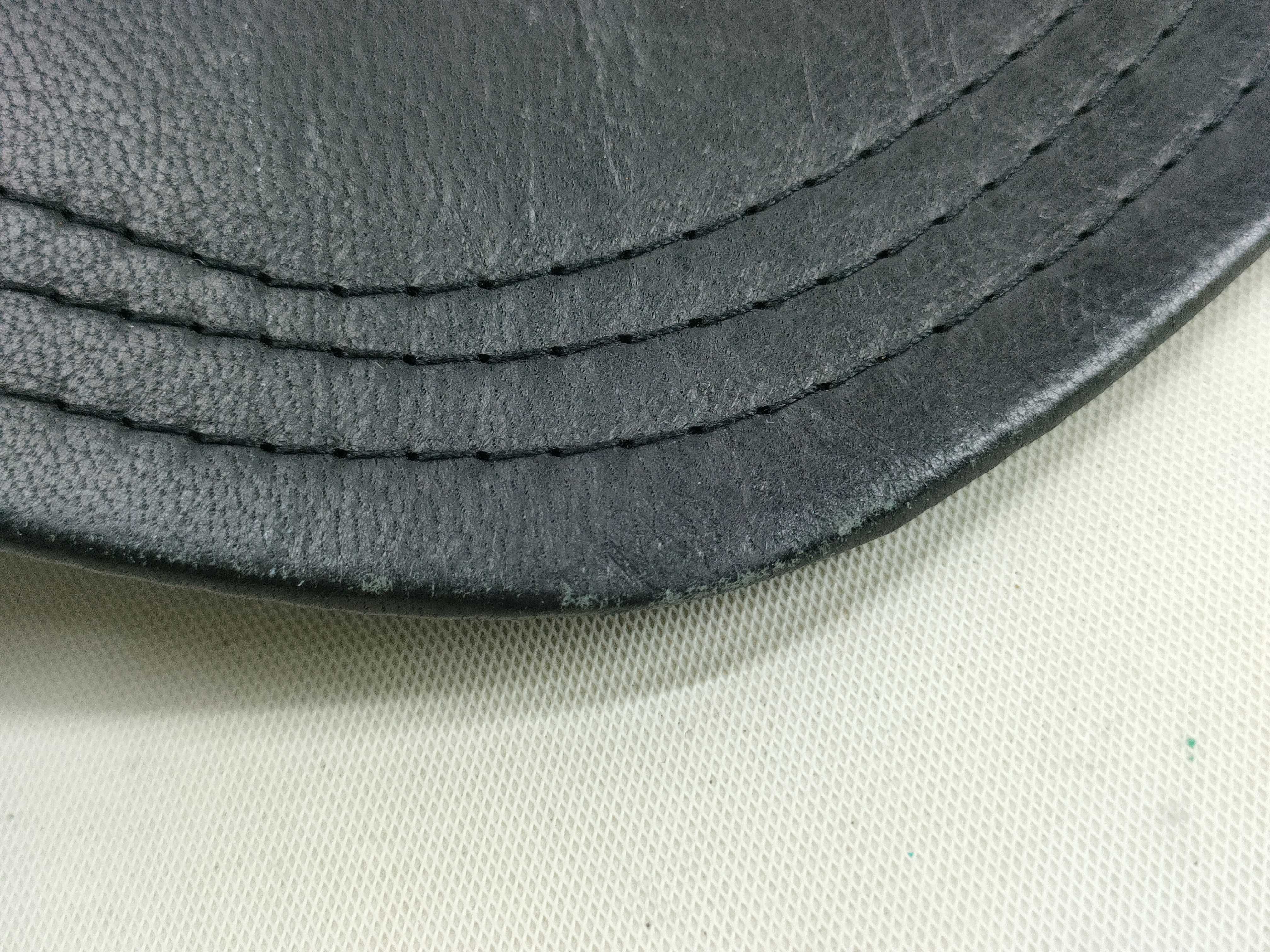 Cap / Leather and other accessories — view 12