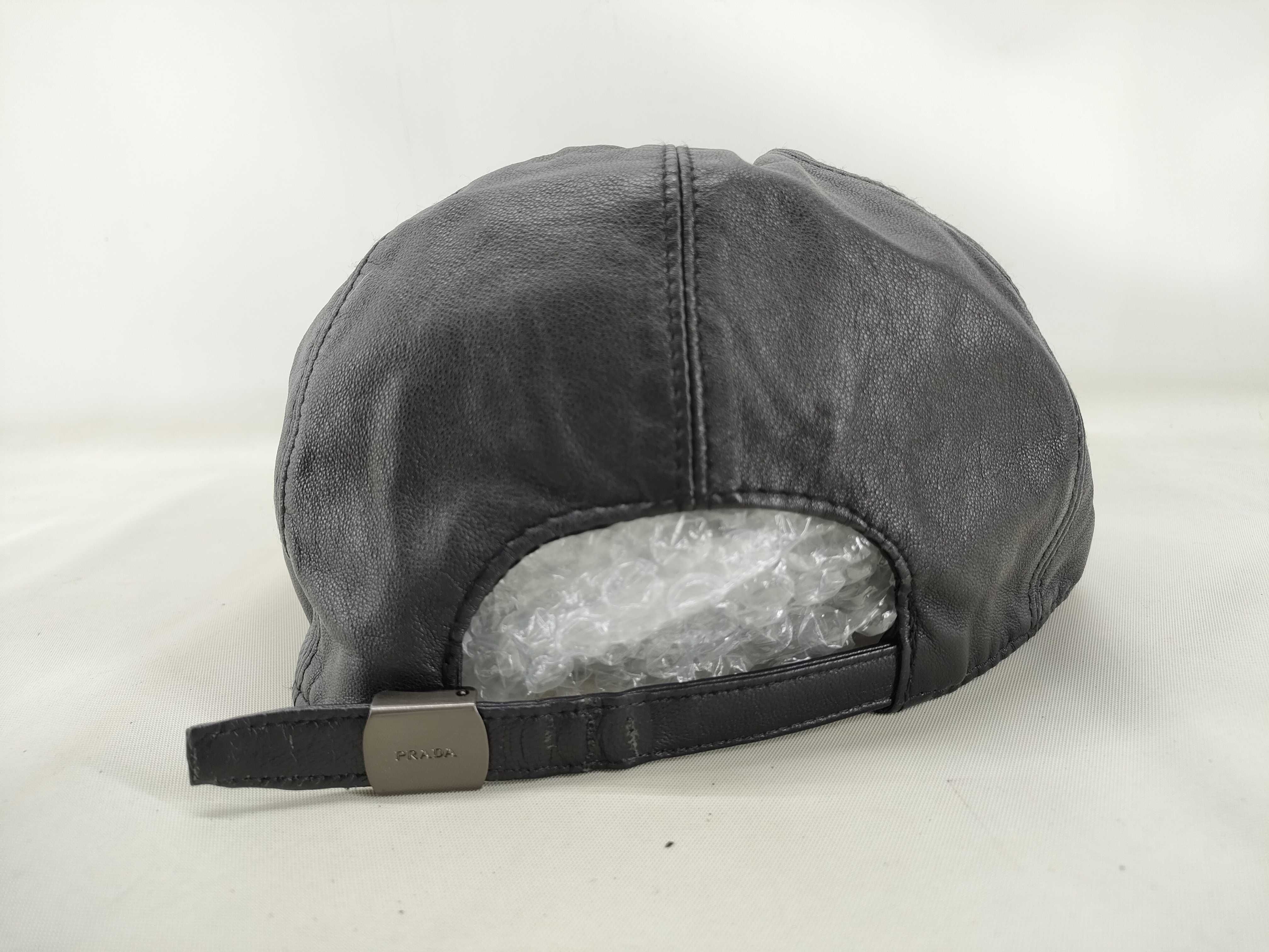Cap / Leather and other accessories — view 3