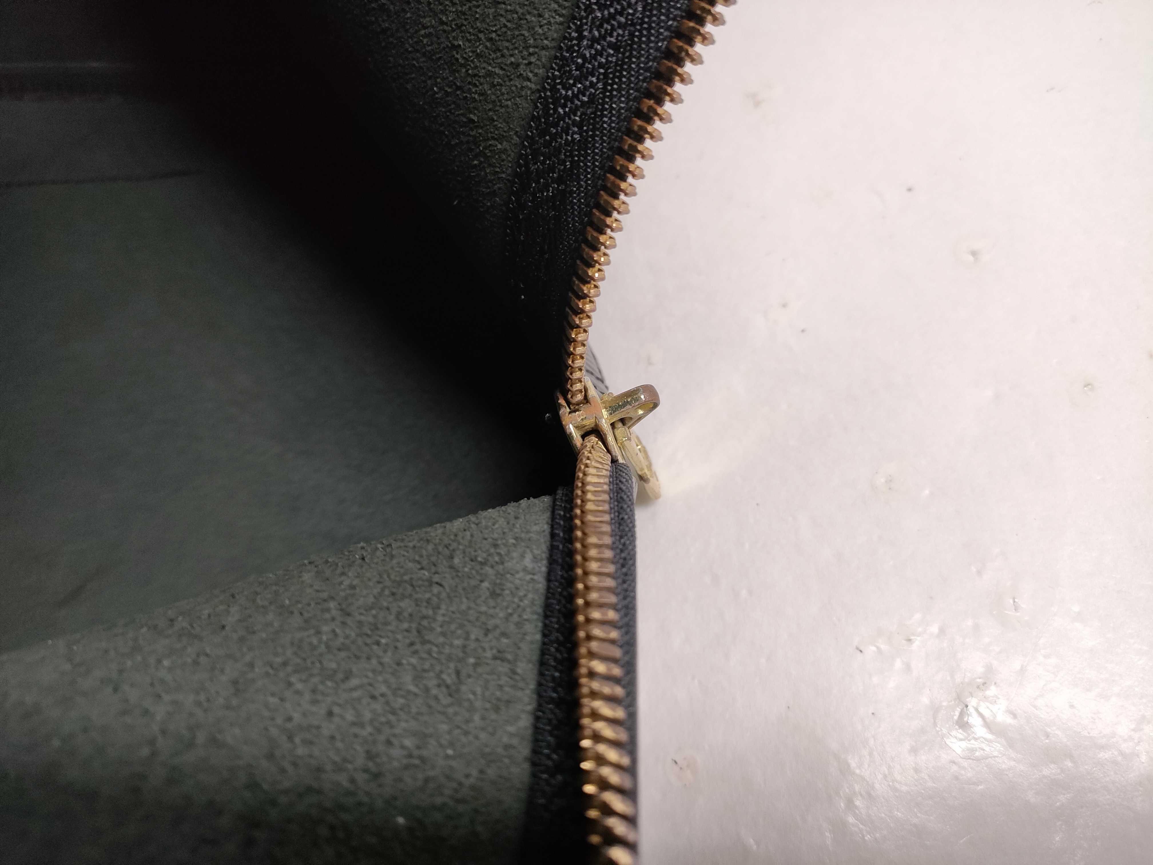 Epi M42962 Epi Keepall 50 Noir Boston Bag — view 14