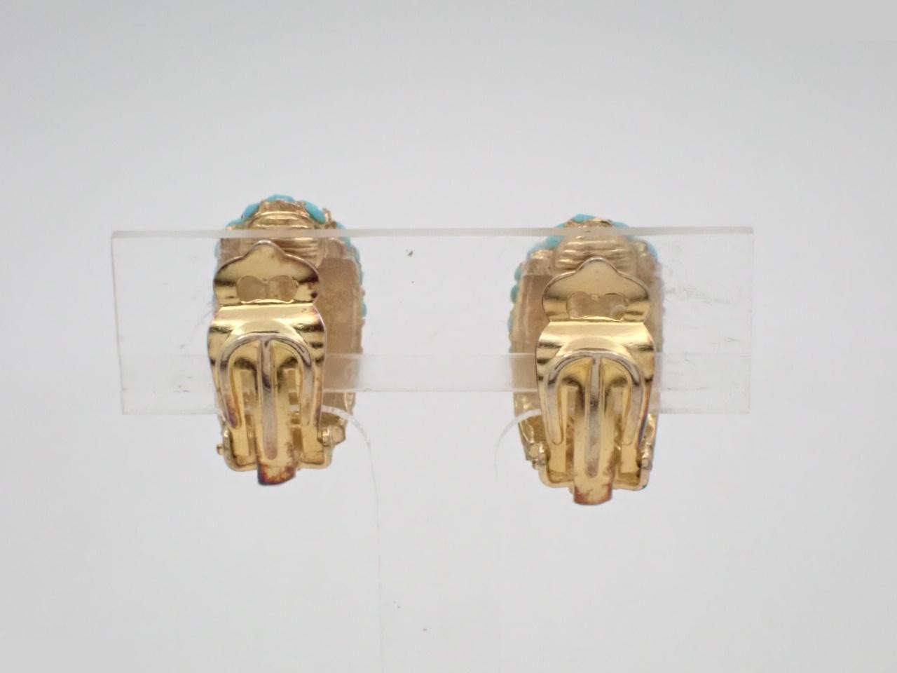 Other lines: Precious metals and earrings — view 2