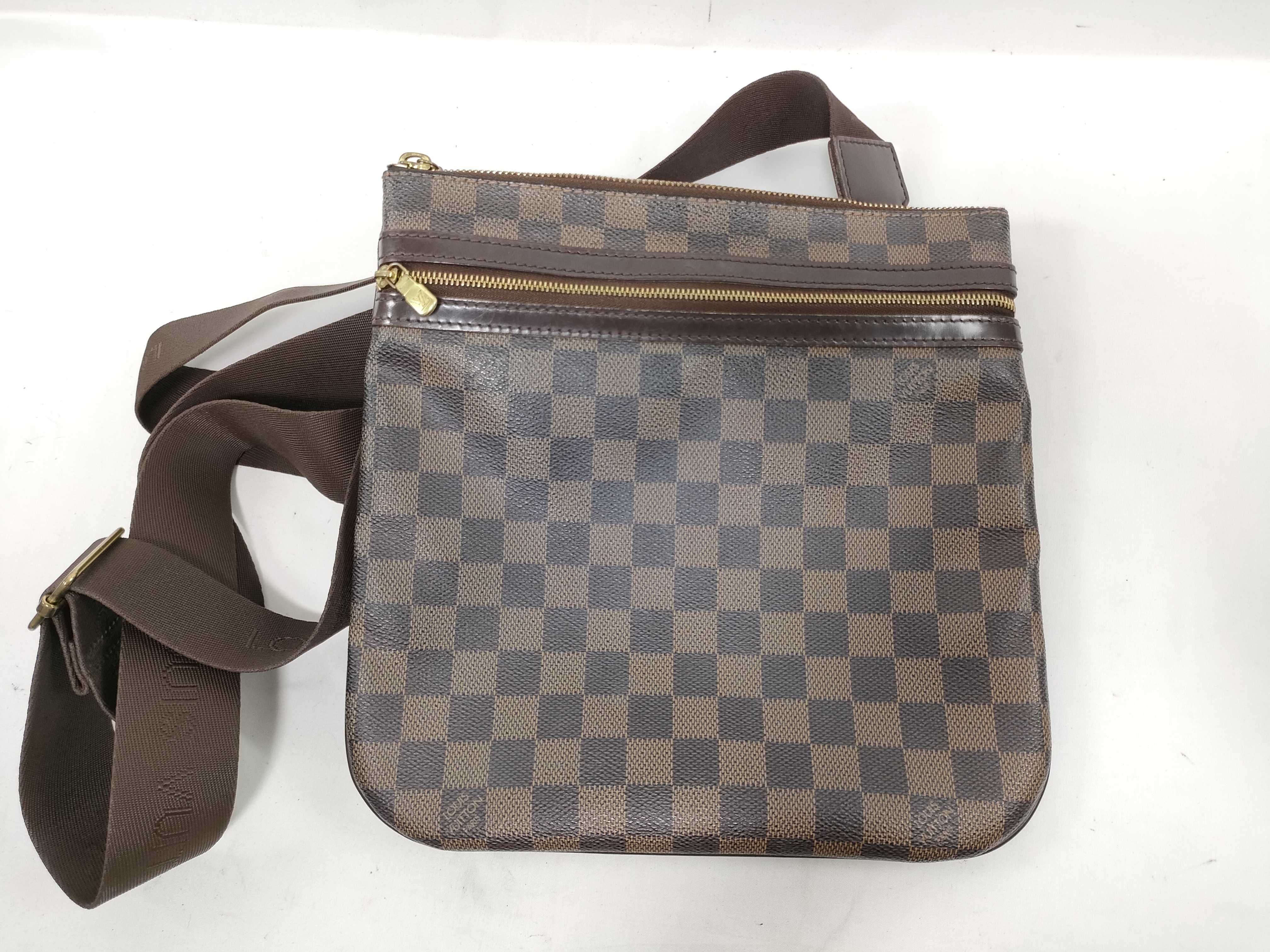 Damier Bosphore Shoulder Bag