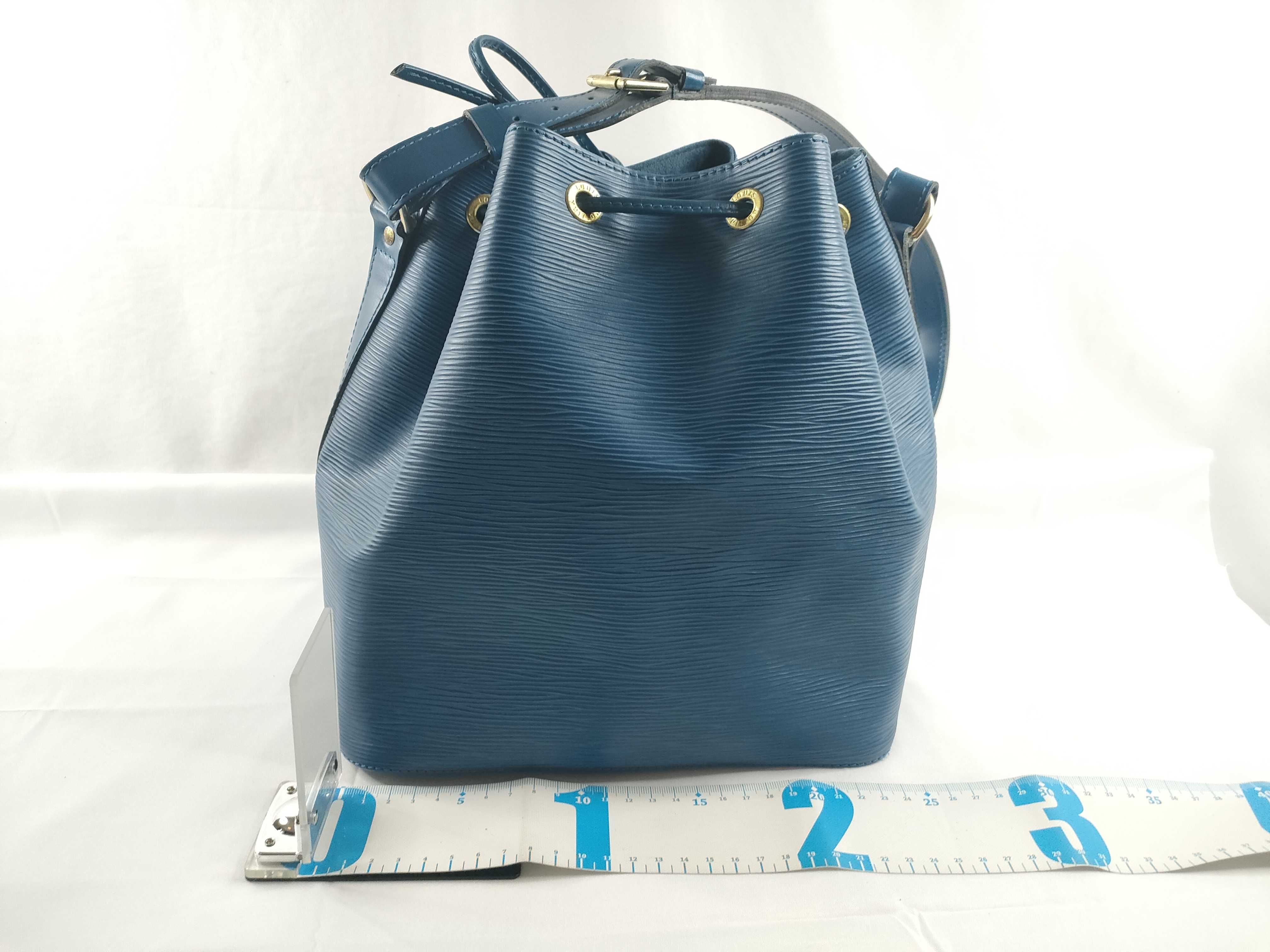 Epi LV Shoulder Bag — view 2