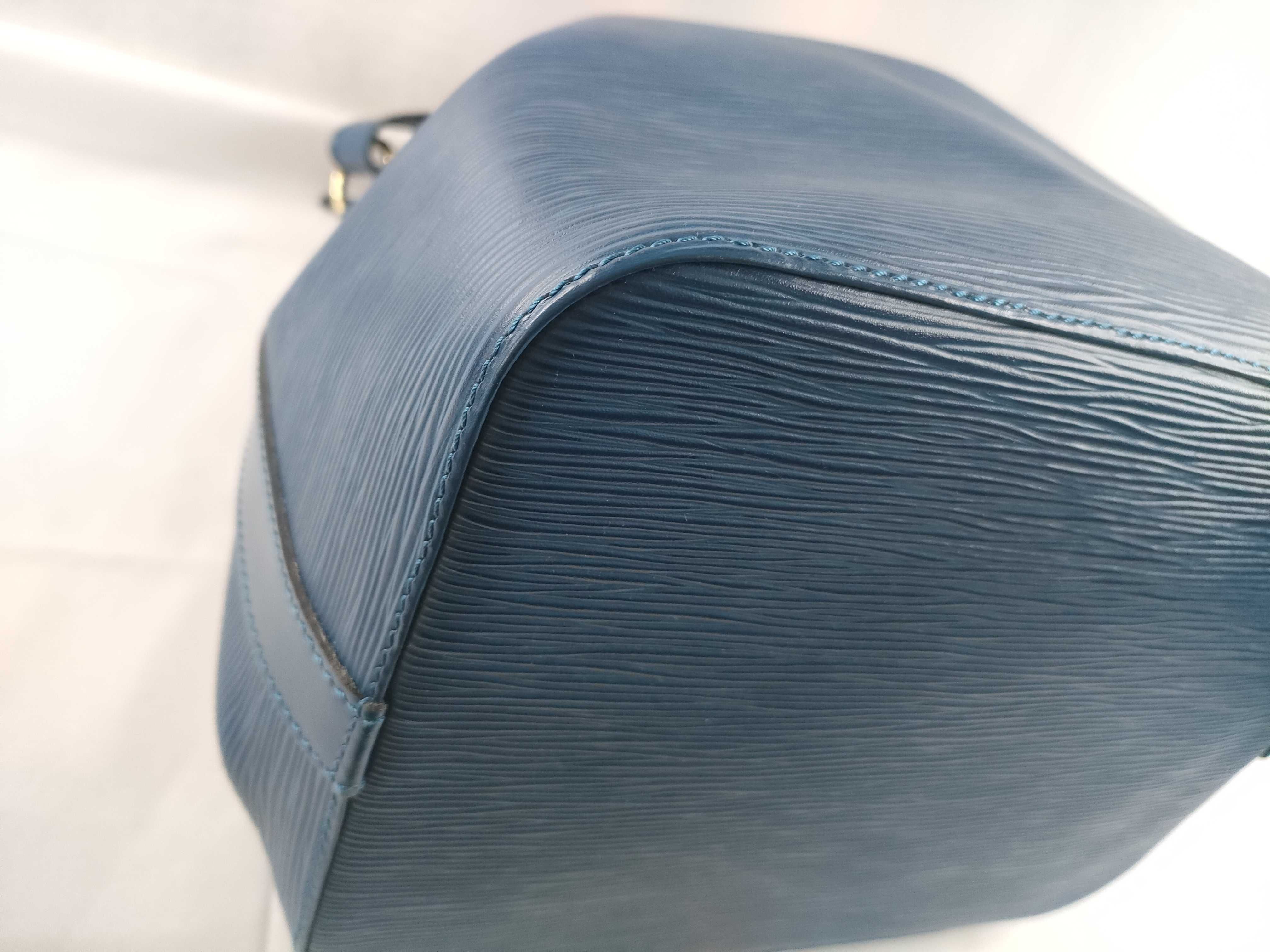Epi LV Shoulder Bag — view 3